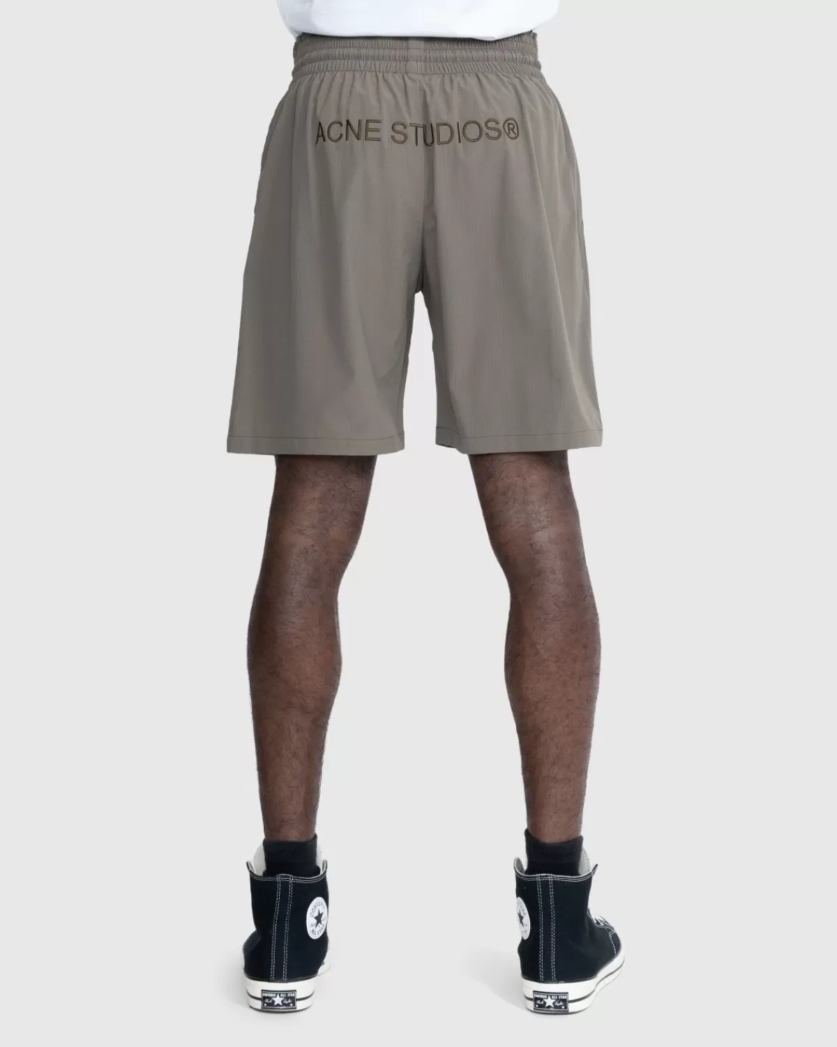 acne_studios_geborduurde_zwemshort_moddergrijs_2.webp Acne Studios Geborduurde Zwemshort Moddergrijs Best Sale