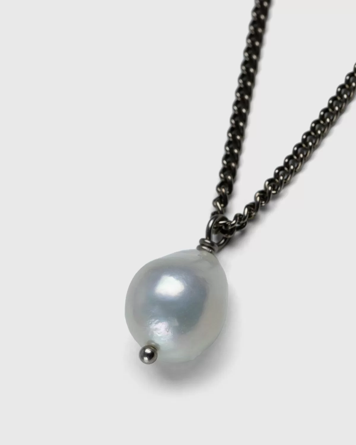 acne_studios_parelketting_antiek_zilver_3.webp Acne Studios Parelketting Antiek Zilver Online