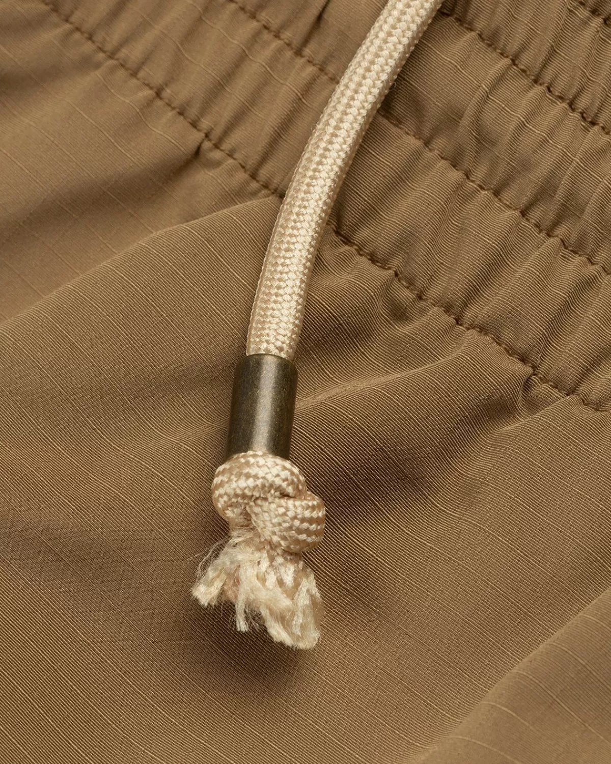 acne_studios_ripstop_short_met_elastische_taille_bruin_4.webp Acne Studios Ripstop Short Met Elastische Taille Bruin Cheap