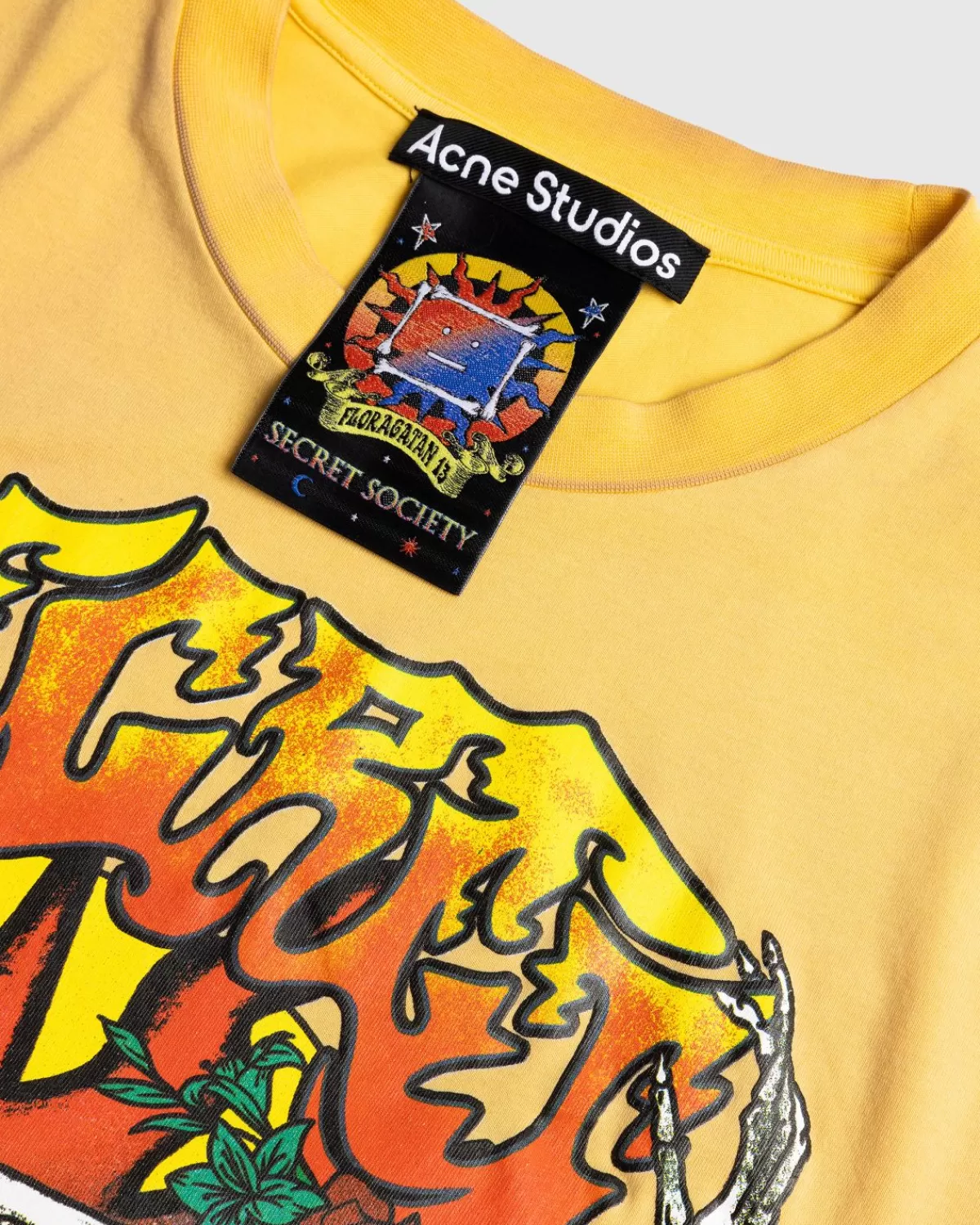 acne_studios_tshirt_met_gebarsten_print_multi_6.webp Acne Studios T-Shirt Met Gebarsten Print Multi Cheap