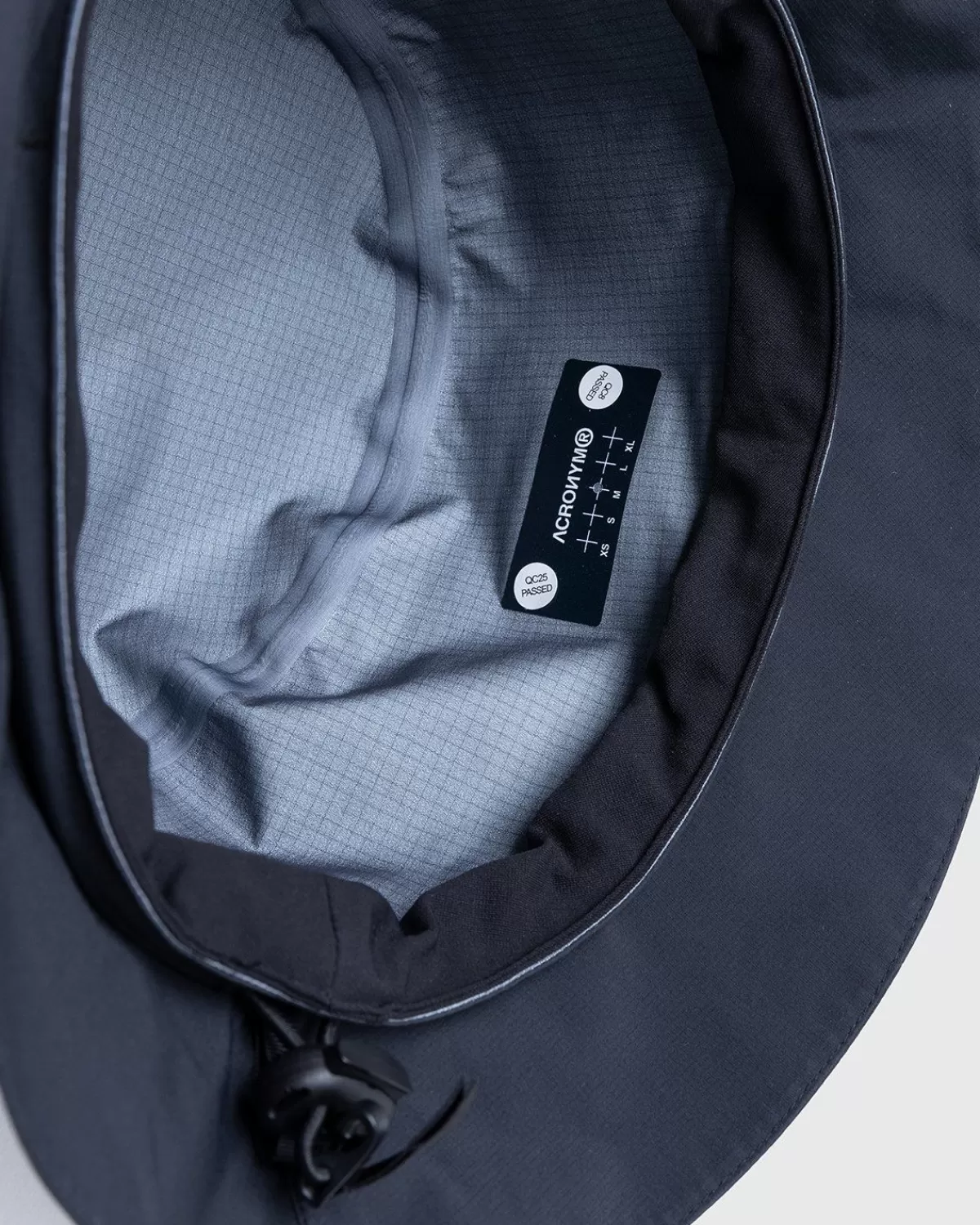 acroniem_j96gt_jas_zwart_3.webp Bovenkleding^ACRONYM Acroniem J96-Gt Jas Zwart