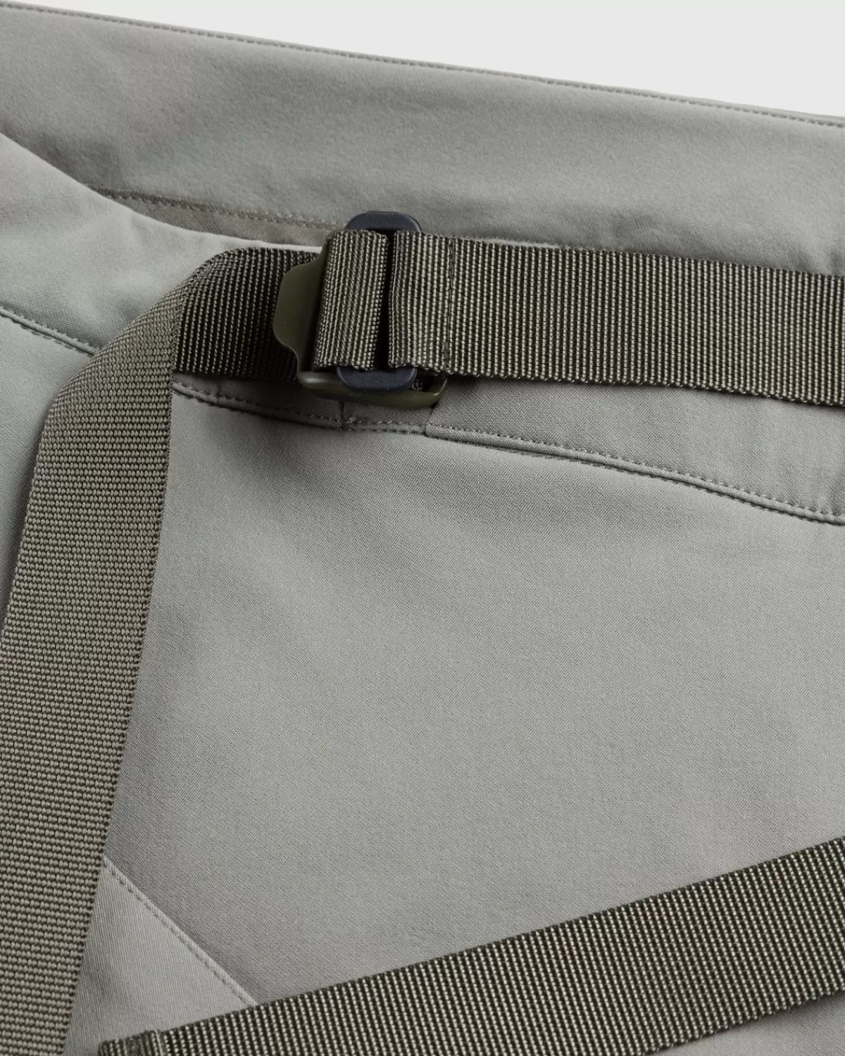 acroniem_p30alds_broek_alpha_green_4.webp Broek^ACRONYM Acroniem P30Al-Ds Broek Alpha Green