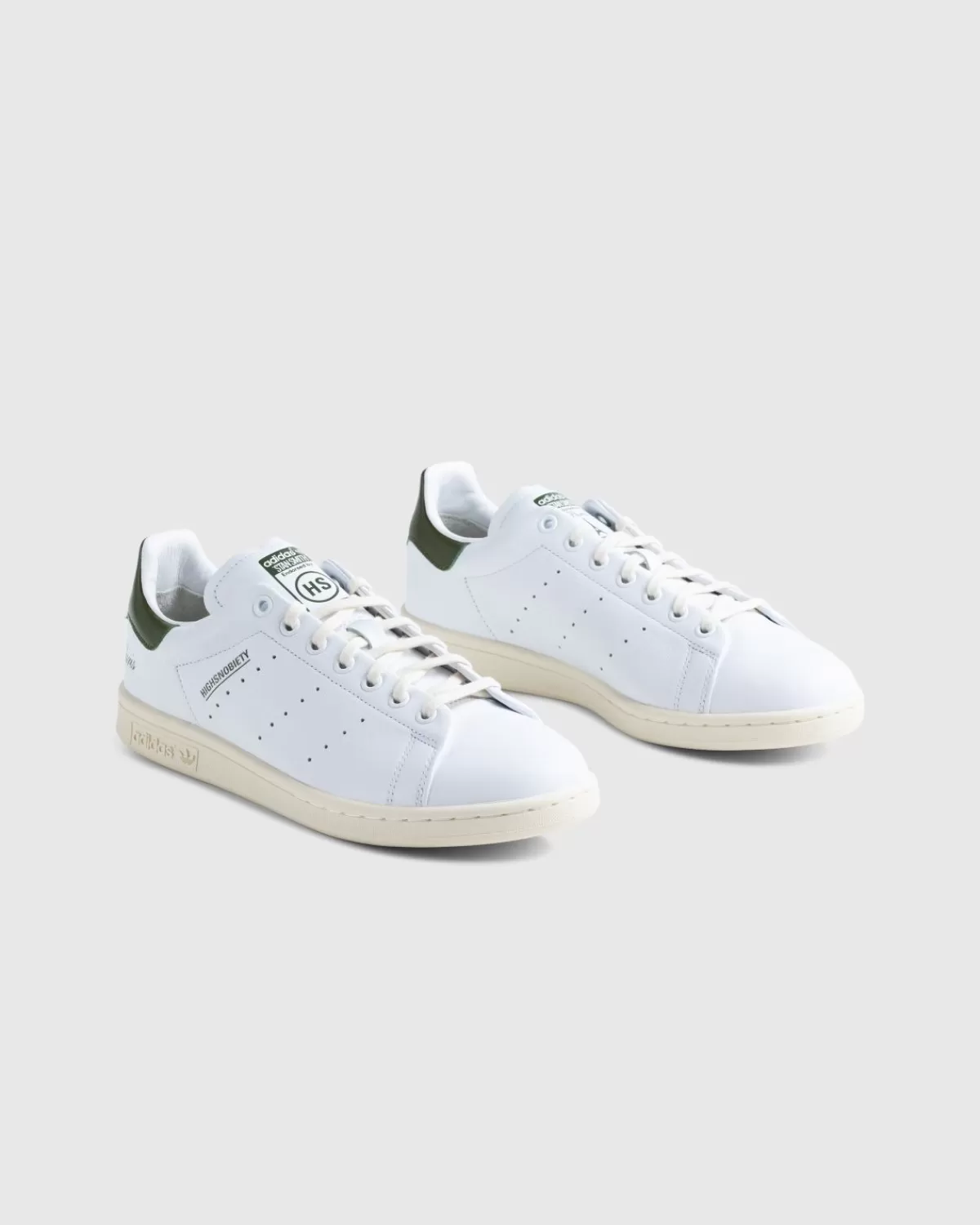 adidas_x_highsnobiety_niet_in_parijs_stan_smith_witgroen_3.webp Adidas X Highsnobiety Niet In Parijs Stan Smith Wit/Groen Cheap