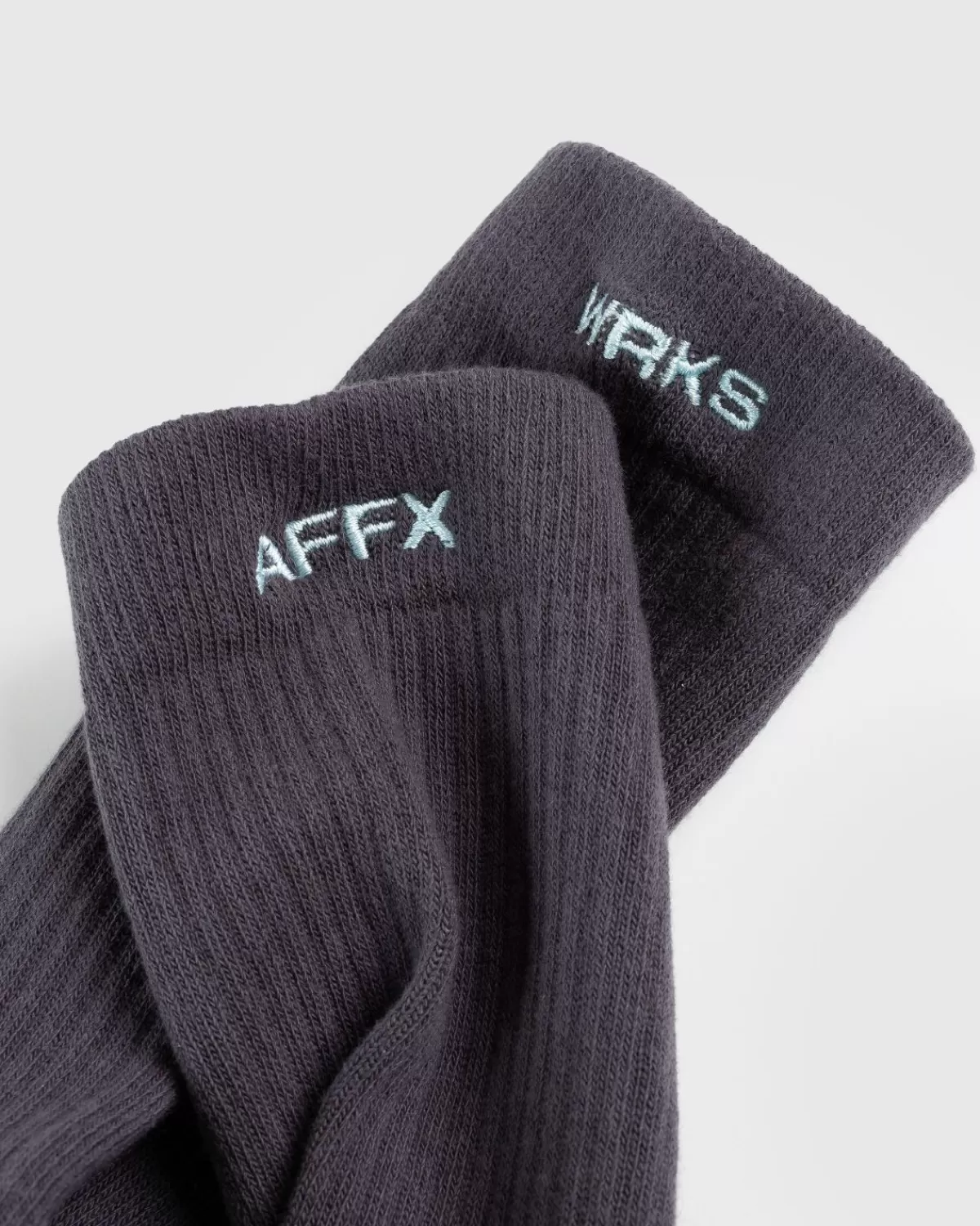 affxwrks_duokleurige_sokken_3_paar_karmozijnroodgroengrijs_4.webp AFFXWRKS Duokleurige Sokken, 3 Paar Karmozijnrood/Groen/Grijs Flash Sale