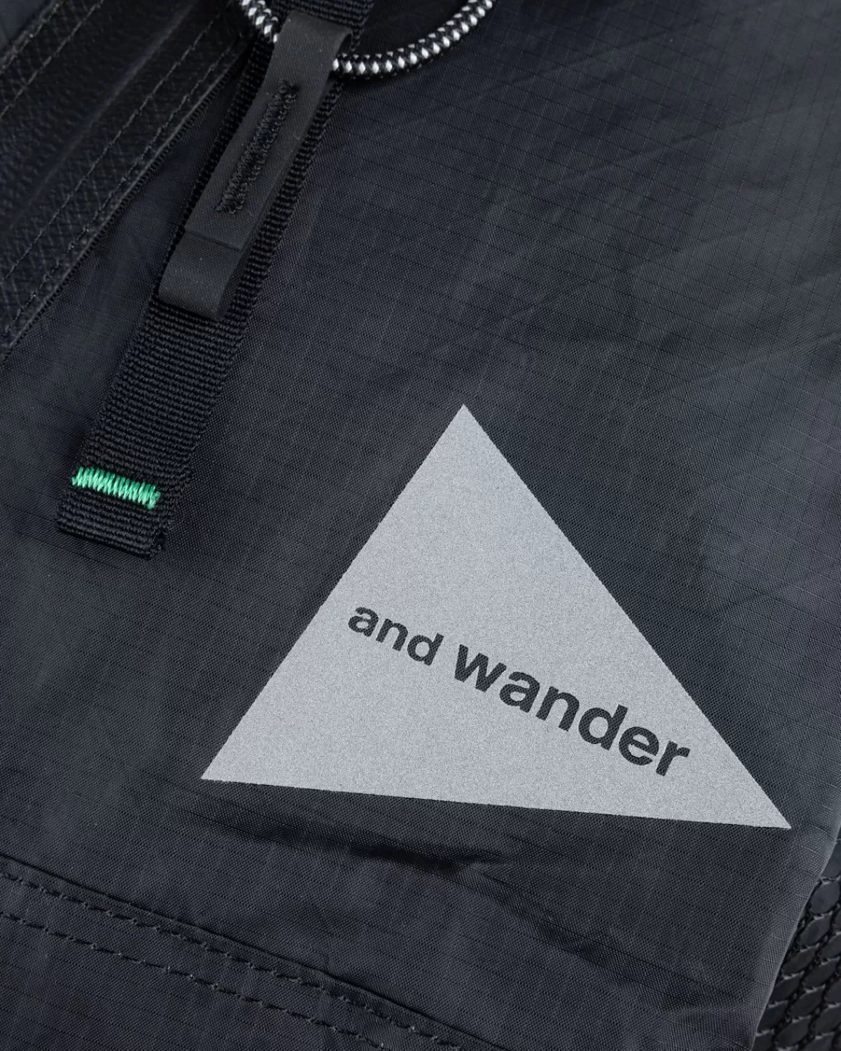 and_wander_ecopak_30lrugzak_zwart_2.webp And Wander Ecopak 30L-Rugzak Zwart Best Sale
