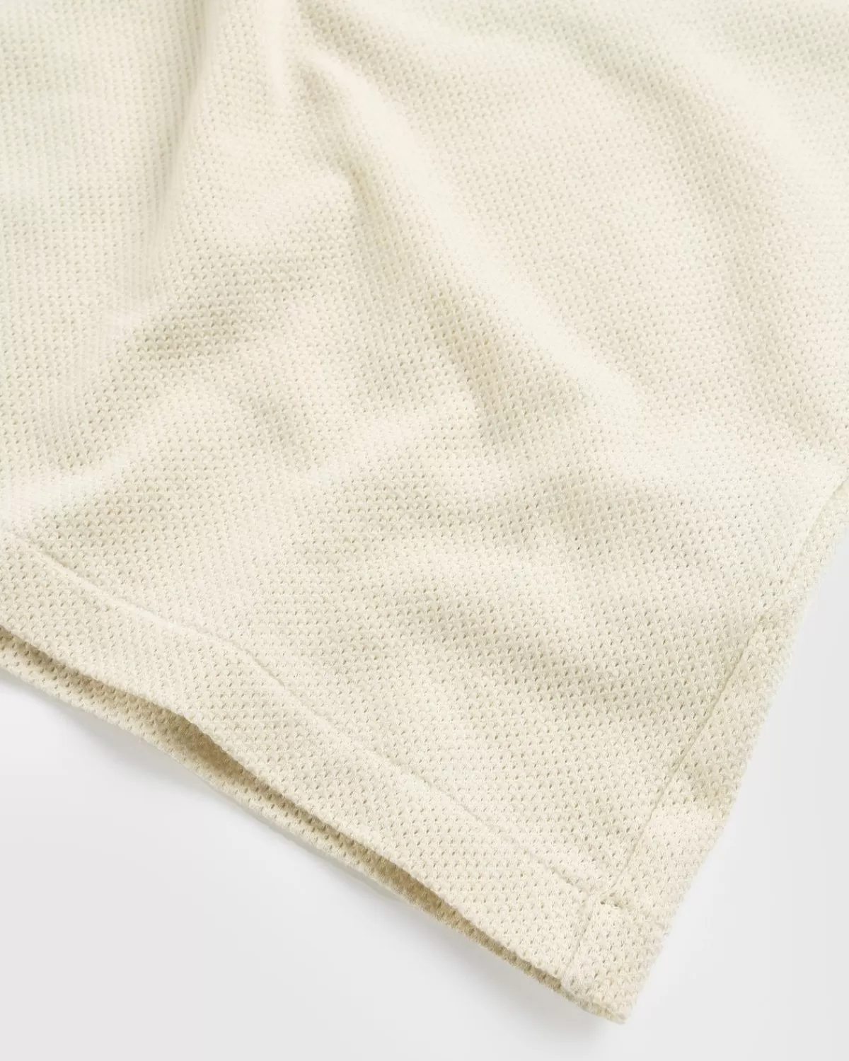 auralee_katoen_mesh_geverfd_tshirt_ivoor_2.webp Auralee Katoen Mesh Geverfd T-Shirt Ivoor Fashion