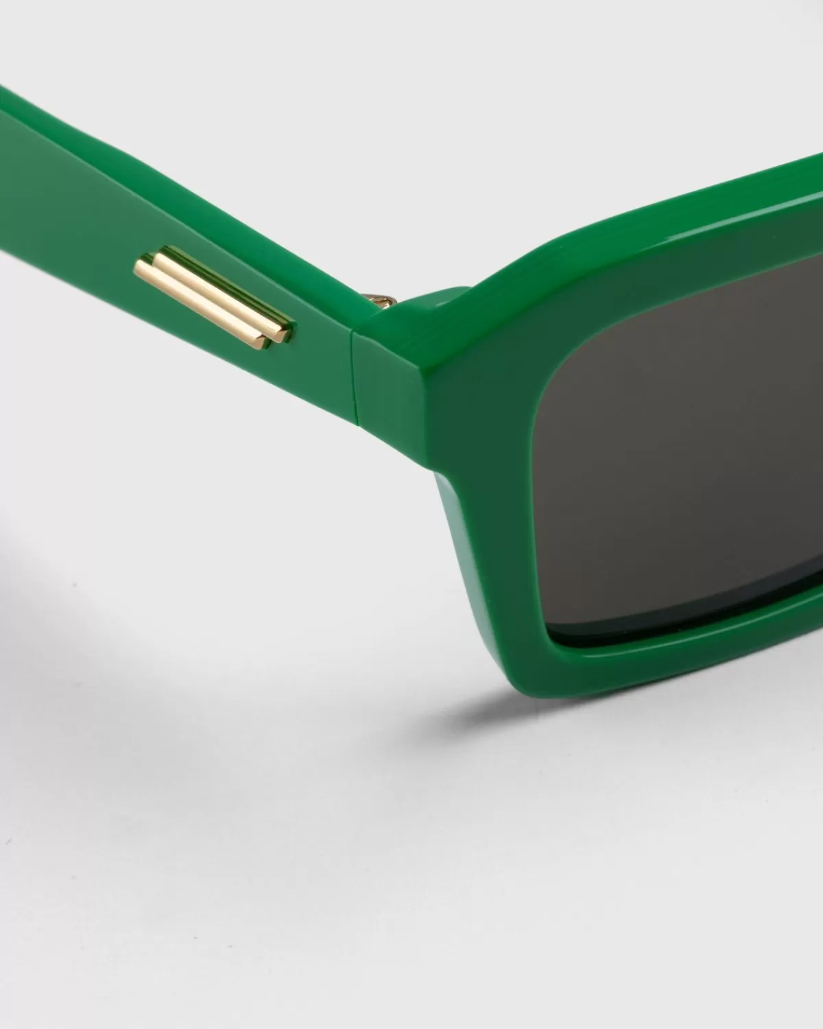 bottega_veneta_klassieke_vierkante_zonnebril_groengroen_6.webp Bottega Veneta Klassieke Vierkante Zonnebril Groen/Groen Cheap