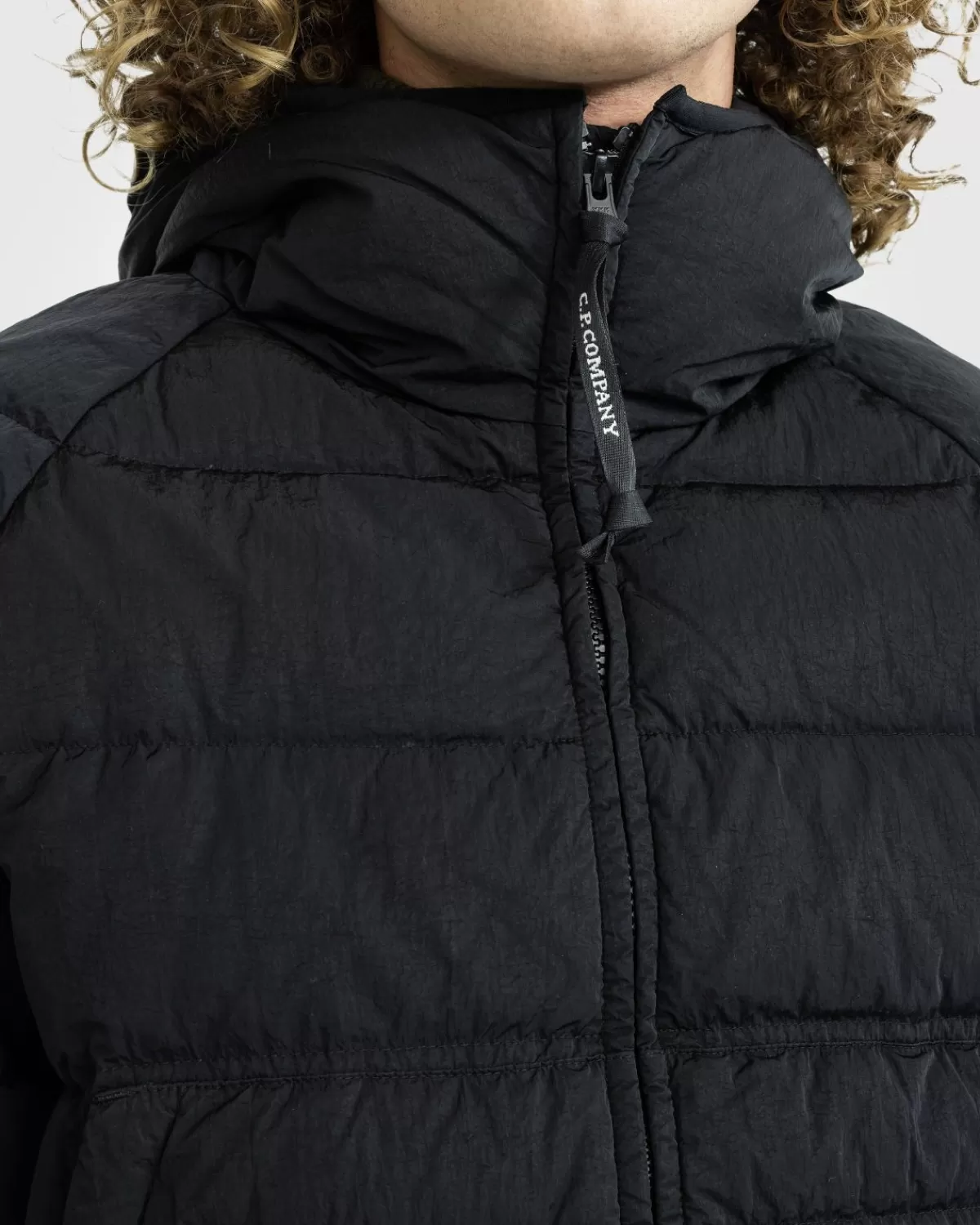 cp_company__ecochrome_rbriljack_met_capuchon_zwart_8.webp Bovenkleding^C.P. Company Cp Company - Eco-Chrome R-Briljack Met Capuchon, Zwart