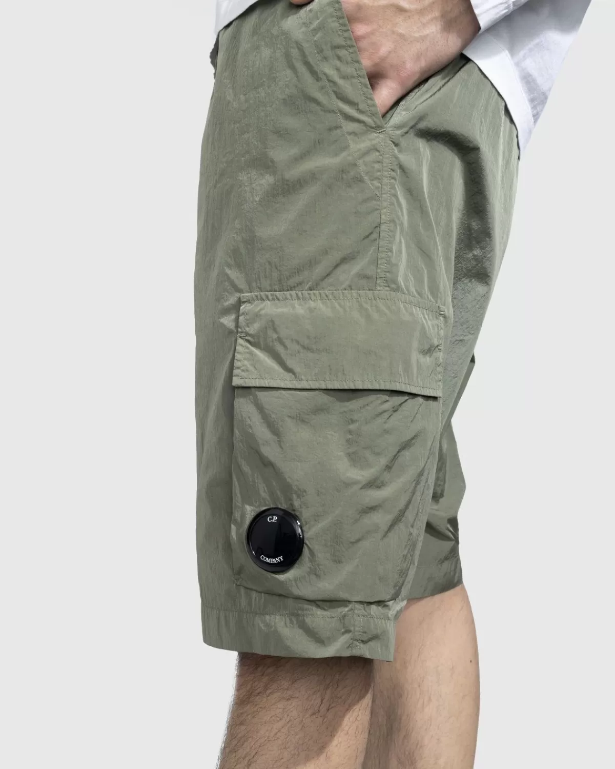 cp_company_chromer_cargoshort_groen_3.webp Korte Broek^C.P. Company Cp Company Chrome-R Cargoshort Groen