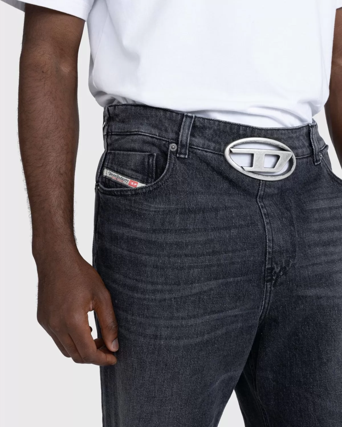 diesel_1955fsc2_jeansgrijs_6.webp Broek^Diesel 1955-Fsc2 Jeansgrijs