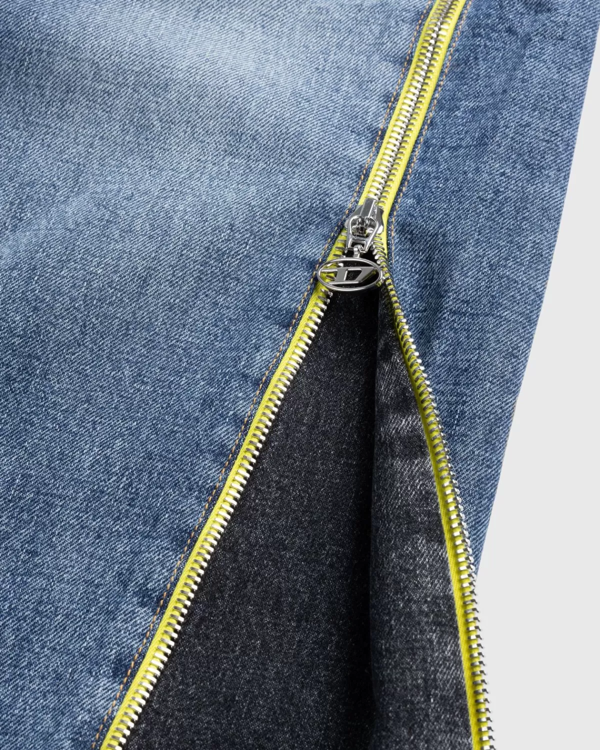 diesel_drise_zip_jeans_blauw_6.webp Broek^Diesel D-Rise Zip Jeans Blauw