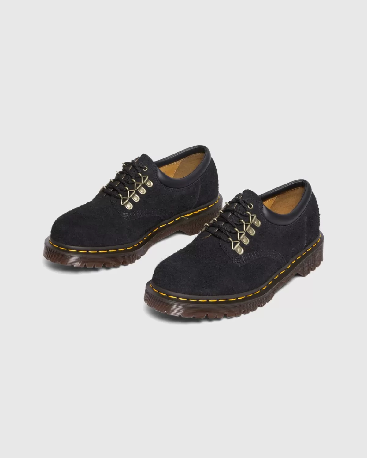 dr_martens_8053_zwart_lang_opgeruwd_suede_2.webp Dr. Martens 8053 Zwart Lang Opgeruwd Suede Fashion