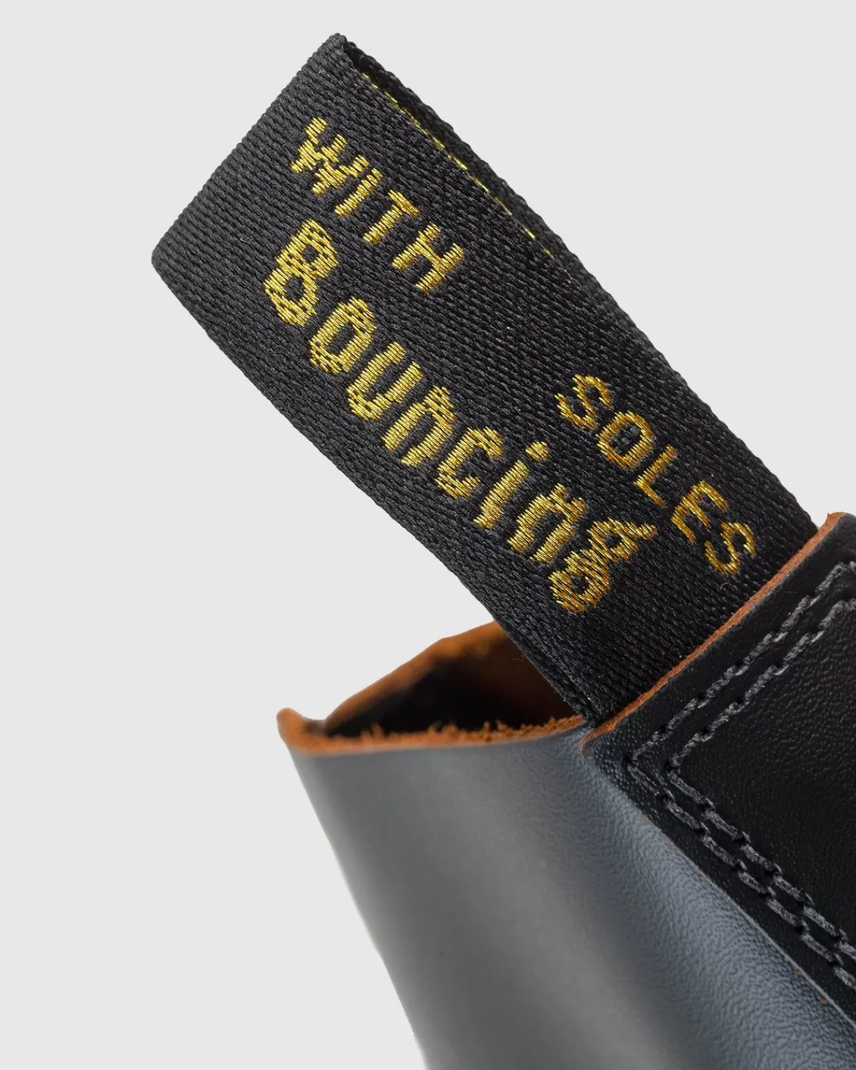 dr_martens_vintage_101_zwarte_quilon_6.webp Dr. Martens Vintage 101 Zwarte Quilon Shop