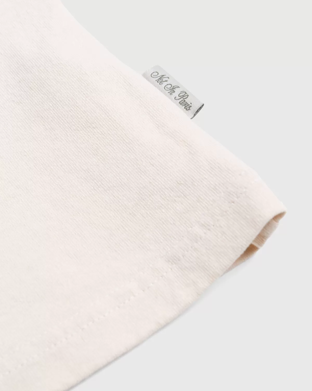 École Kourtrajmé Ecole Kourtrajme X Highsnobiety T-Shirt Met Korte Mouwen Eggshell Cheap