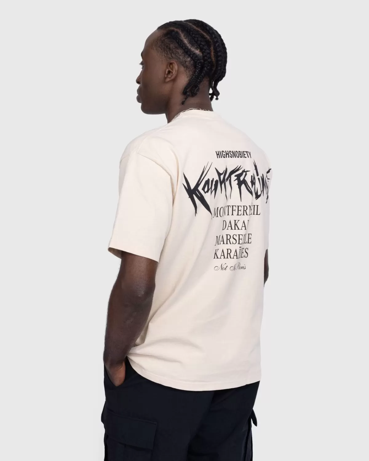 École Kourtrajmé Ecole Kourtrajme X Highsnobiety T-Shirt Met Korte Mouwen Eggshell Cheap