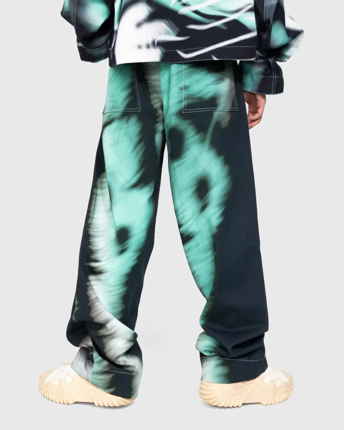 gerrit_jacob_bedrukte_jeans_groen_4.webp Broek^Gerrit Jacob Bedrukte Jeans Groen