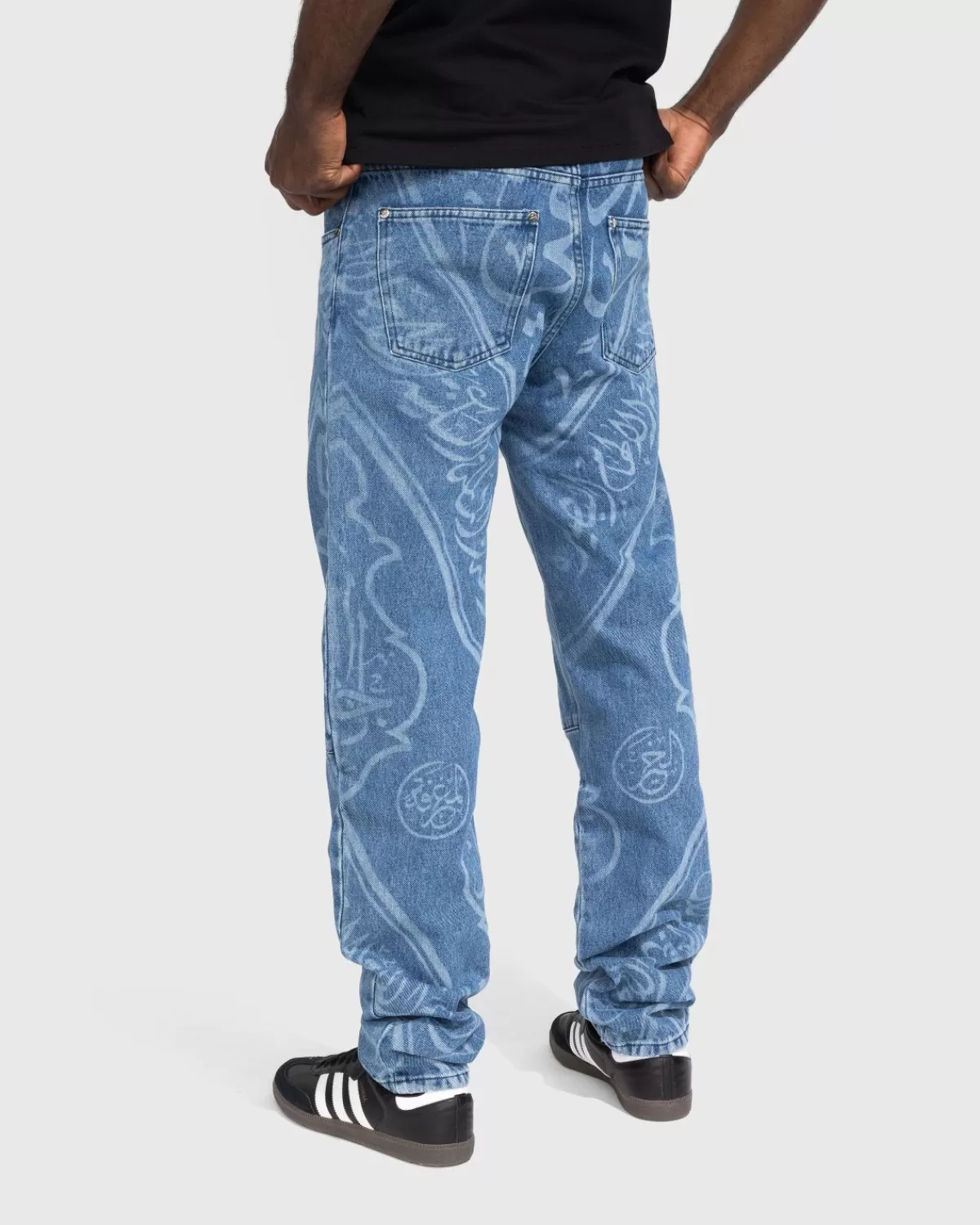 gmbh_fatin_denim_broek_indigo_met_print_2.webp Broek^GmbH Fatin Denim Broek Indigo Met Print