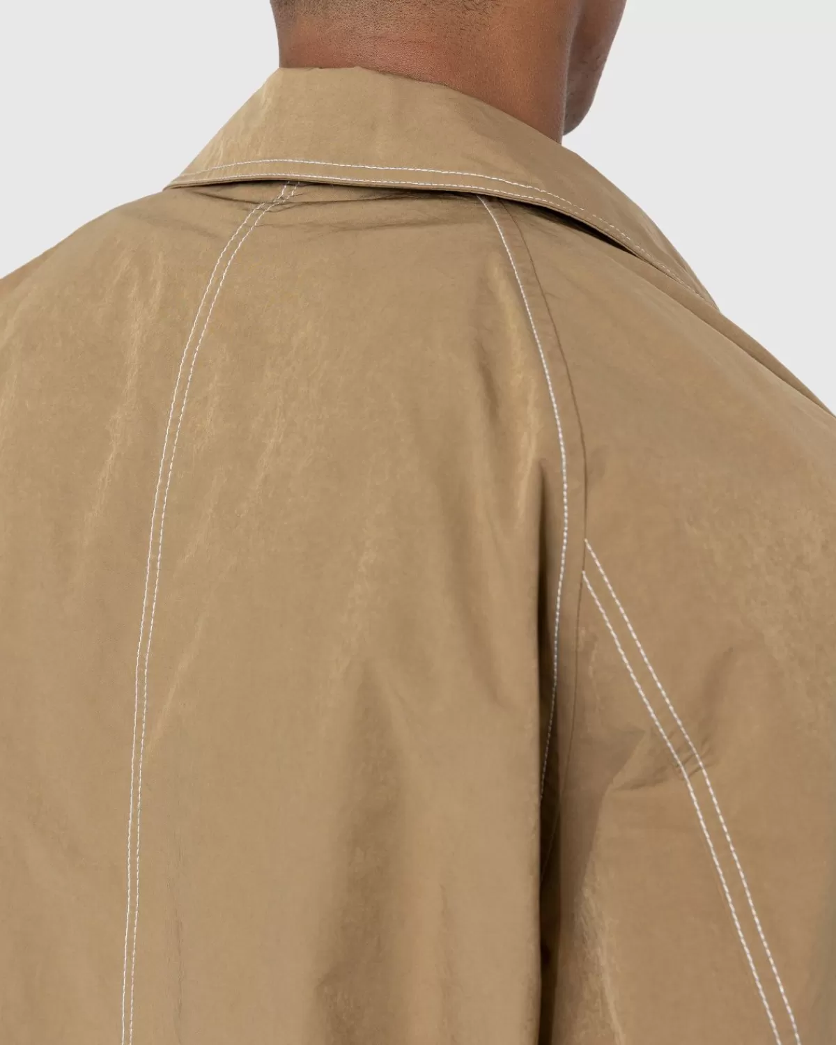 highsnobiety_contrast_macjack_beige_3.webp Bovenkleding^Highsnobiety Contrast Mac-Jack Beige