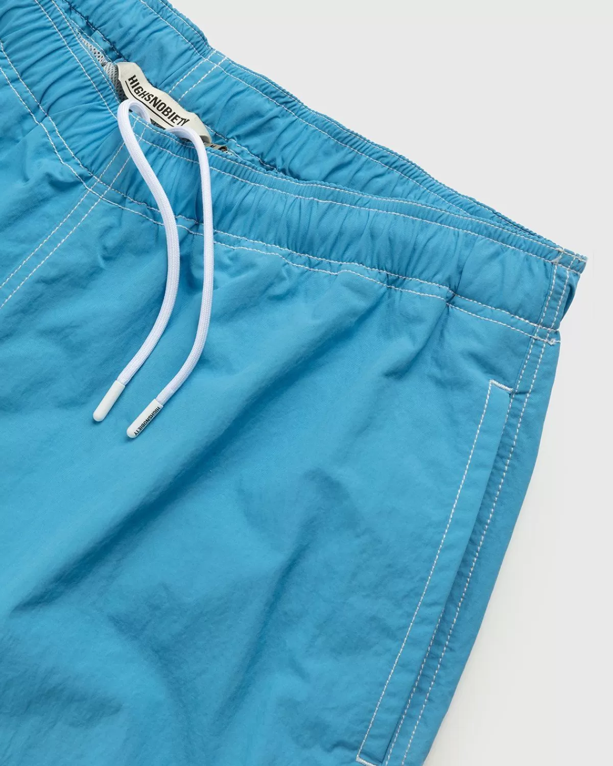 highsnobiety_contrasterende_geborstelde_nylon_watershort_blauw_5.webp Highsnobiety Contrasterende Geborstelde Nylon Watershort Blauw Best