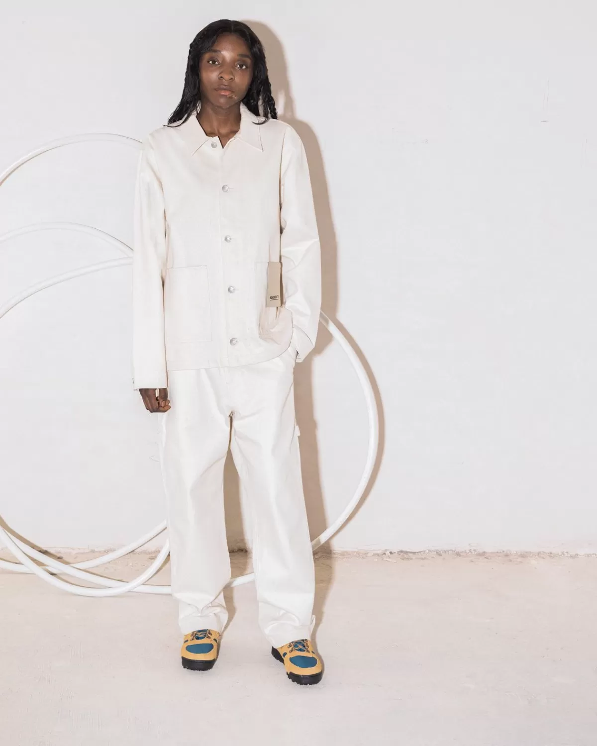 highsnobiety_katoenen_boorbroek_naturel_8.webp Broek^Highsnobiety Katoenen Boorbroek Naturel