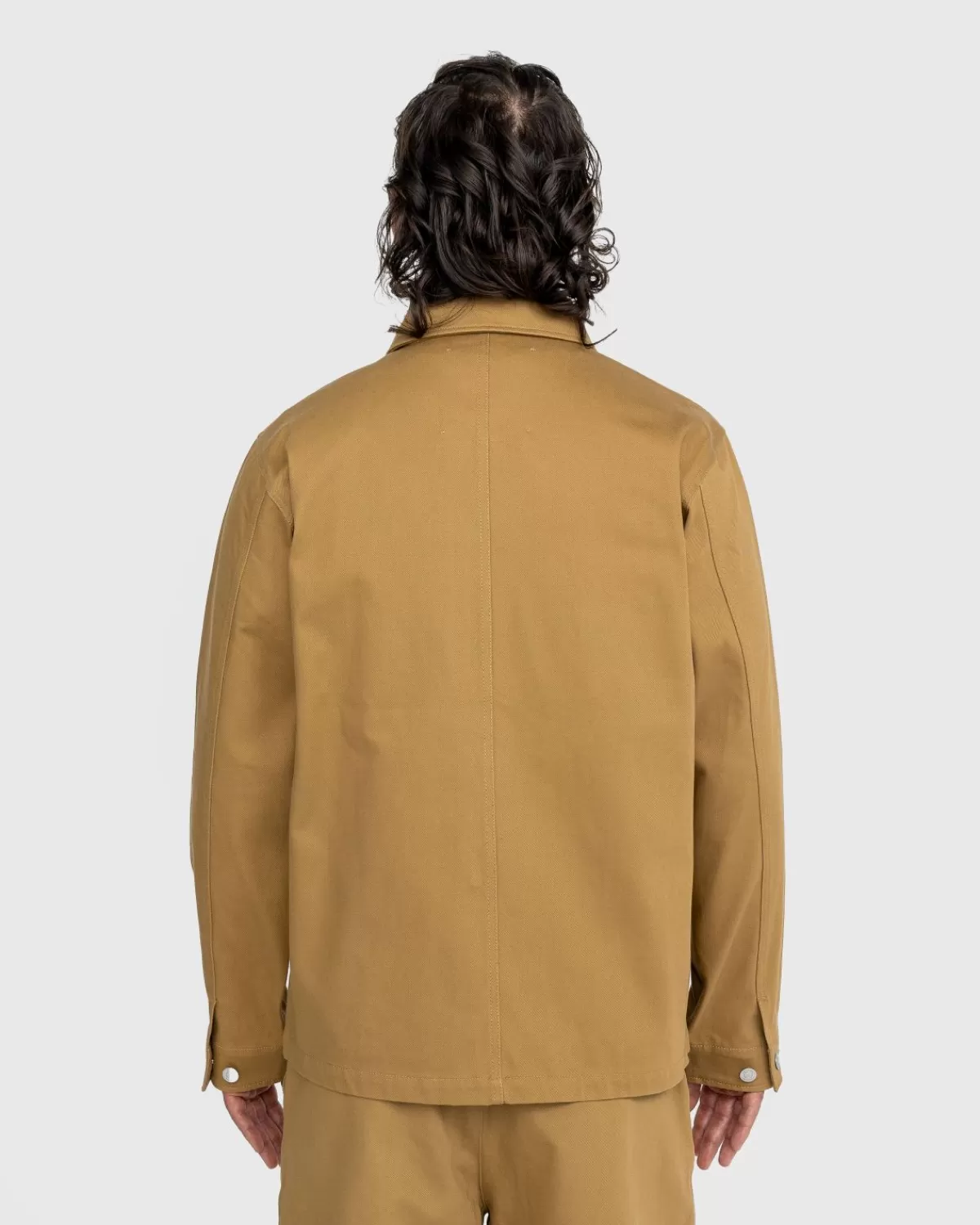 highsnobiety_katoenen_drill_chore_jack_bruin_1.webp Bovenkleding^Highsnobiety Katoenen Drill Chore Jack Bruin