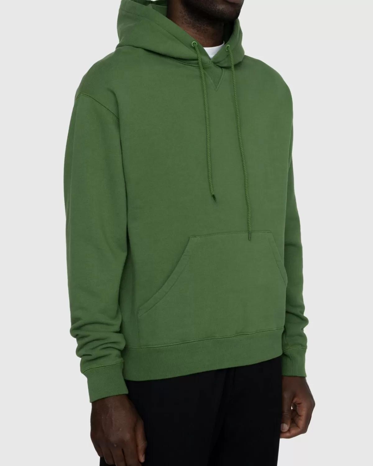 highsnobiety_klassieke_fleecehoodie_olijfgroen_2.webp Highsnobiety Klassieke Fleecehoodie Olijfgroen Cheap