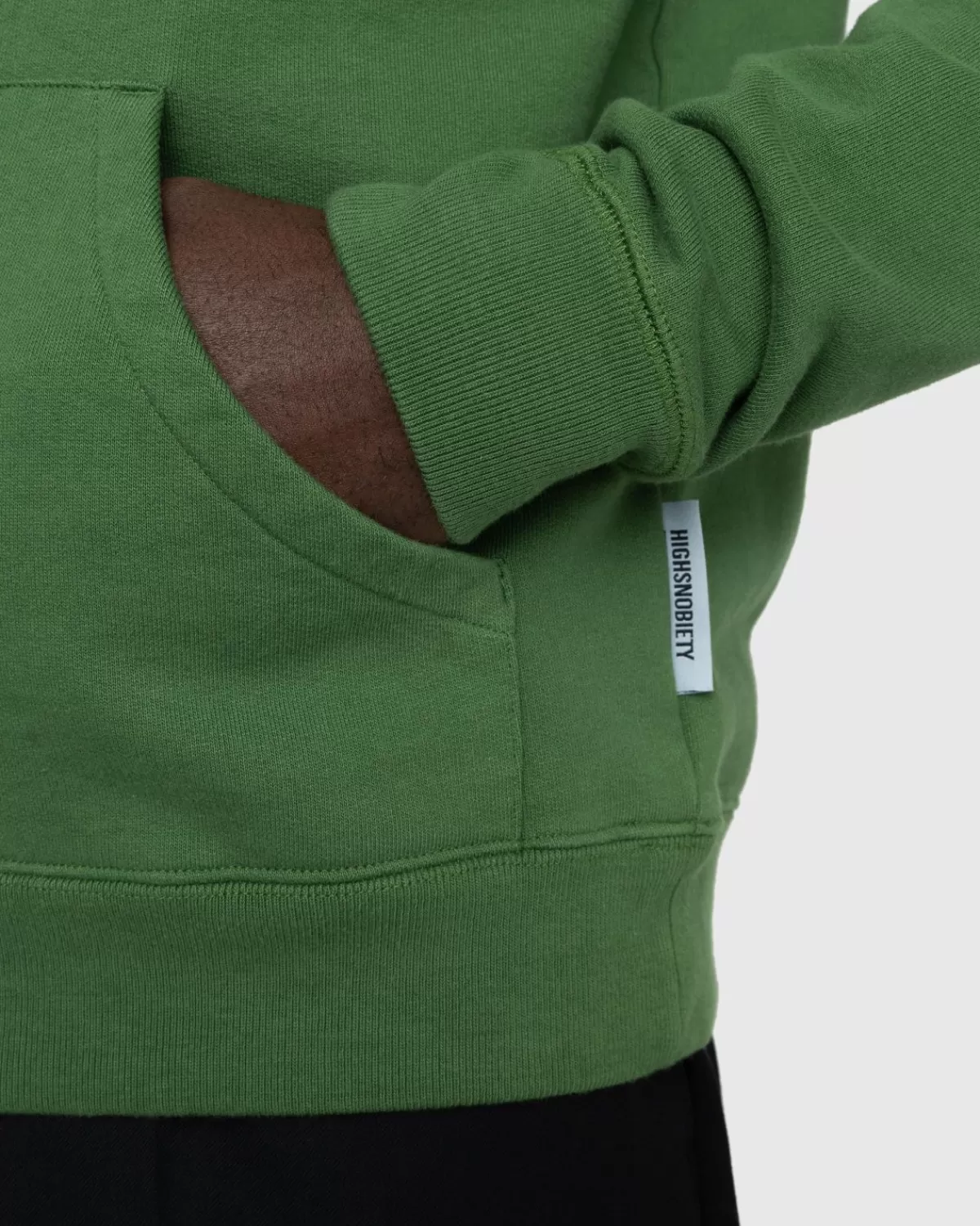 highsnobiety_klassieke_fleecehoodie_olijfgroen_7.webp Highsnobiety Klassieke Fleecehoodie Olijfgroen Cheap