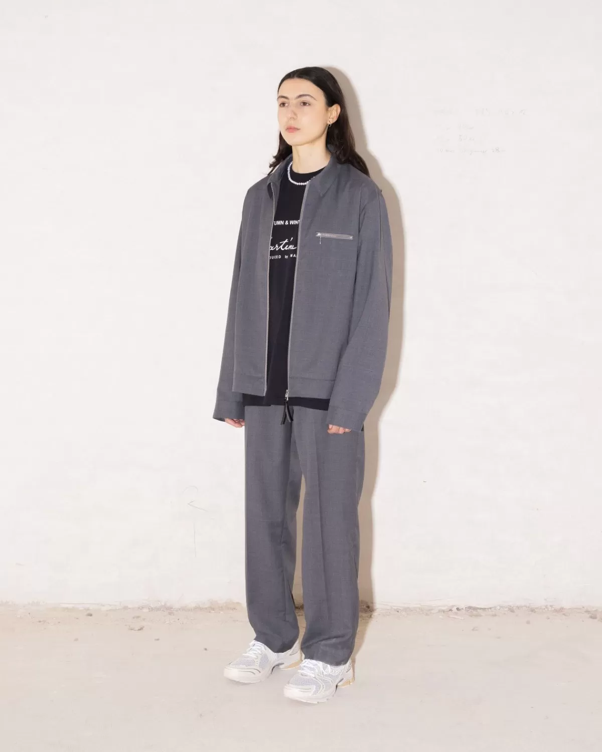 highsnobiety_tropische_wollen_pakbroek_zwart_5.webp Broek^Highsnobiety Tropische Wollen Pakbroek Zwart