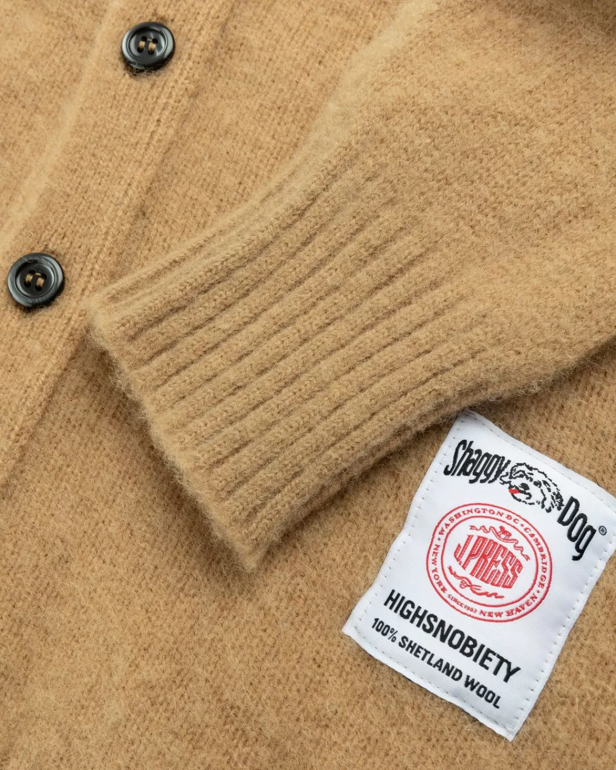 j_press_x_highsnobiety_shaggy_hondenvest_beige_2.webp Gebreide Kleding^J. Press X Highsnobiety Shaggy Hondenvest Beige