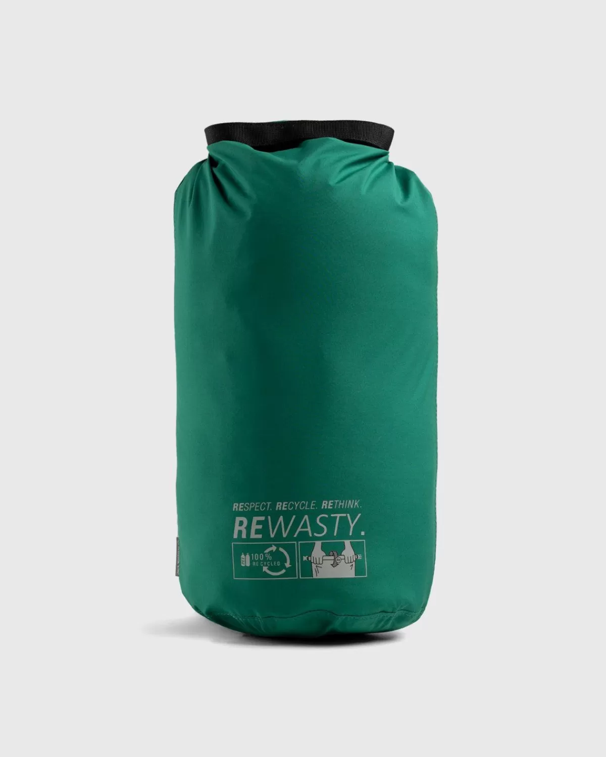 jack_wolfskin_x_highsnobiety_hs_sports_roll_sack_pine_tree_1.webp Jack Wolfskin X Highsnobiety Hs Sports Roll Sack Pine Tree Flash Sale