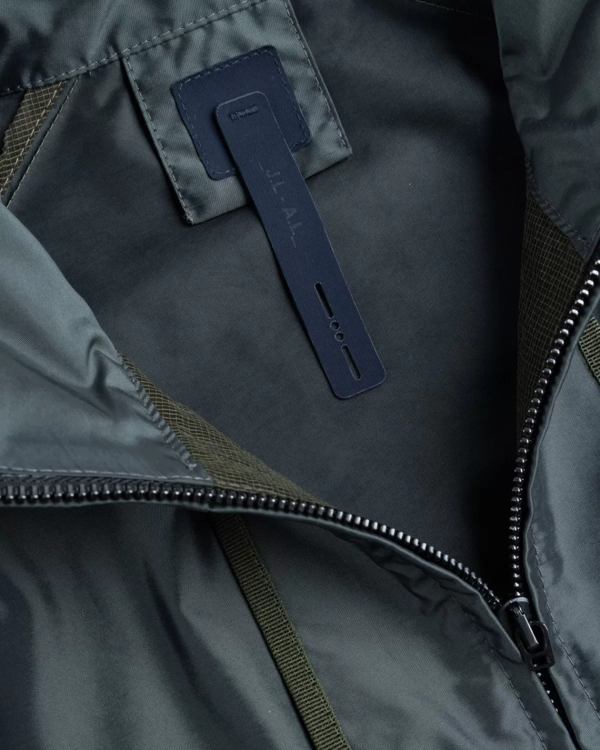 jlal_cavaty_jack_donkergrijs_5.webp Bovenkleding^_J.L-A.L_ _J.La.L_ Cavaty Jack Donkergrijs