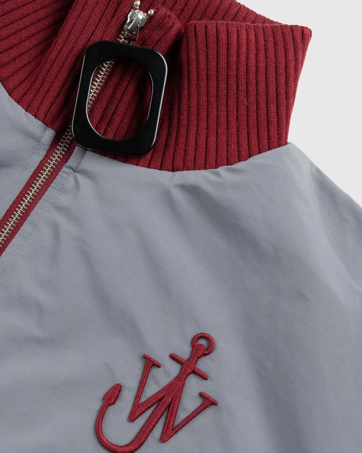 jw_anderson__contrasterende_blouson_met_ritssluiting_aan_de_voorkant_grijs_7.webp Bovenkleding^J.W. Anderson Jw Anderson - Contrasterende Blouson Met Ritssluiting Aan De Voorkant Grijs