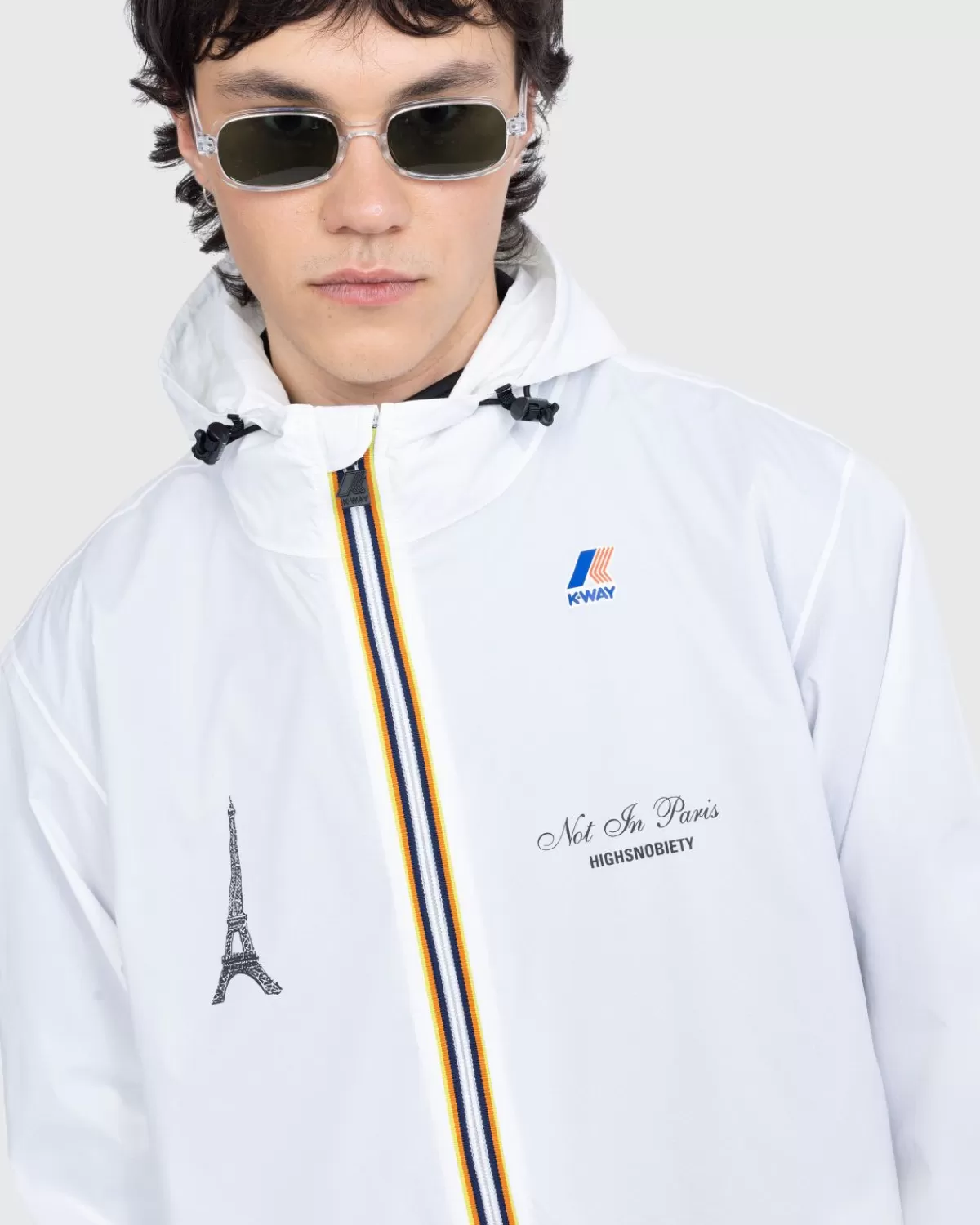 kway_x_highsnobiety_le_vrai_30_claude_wit_5.webp Bovenkleding^K-Way X Highsnobiety Le Vrai 3.0 Claude Wit