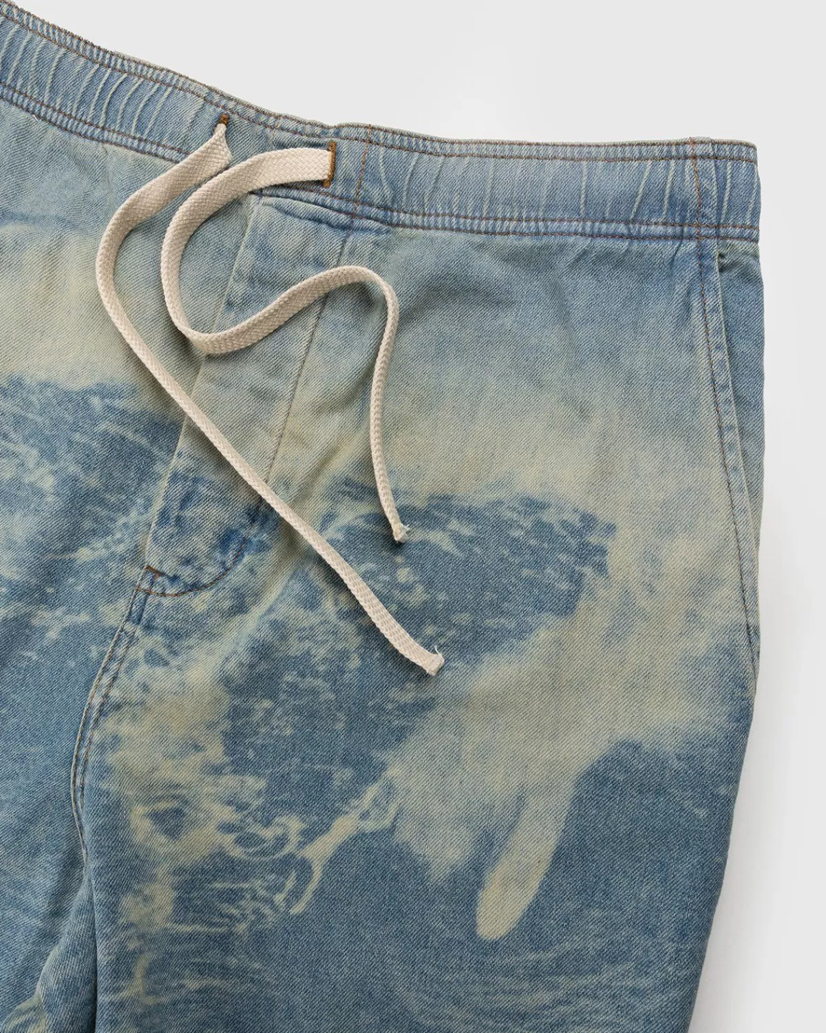 loewe__paulas_ibiza_surfdenimshort_met_trekkoord_blauw_1.webp Loewe - Paula'S Ibiza Surf-Denimshort Met Trekkoord Blauw Online