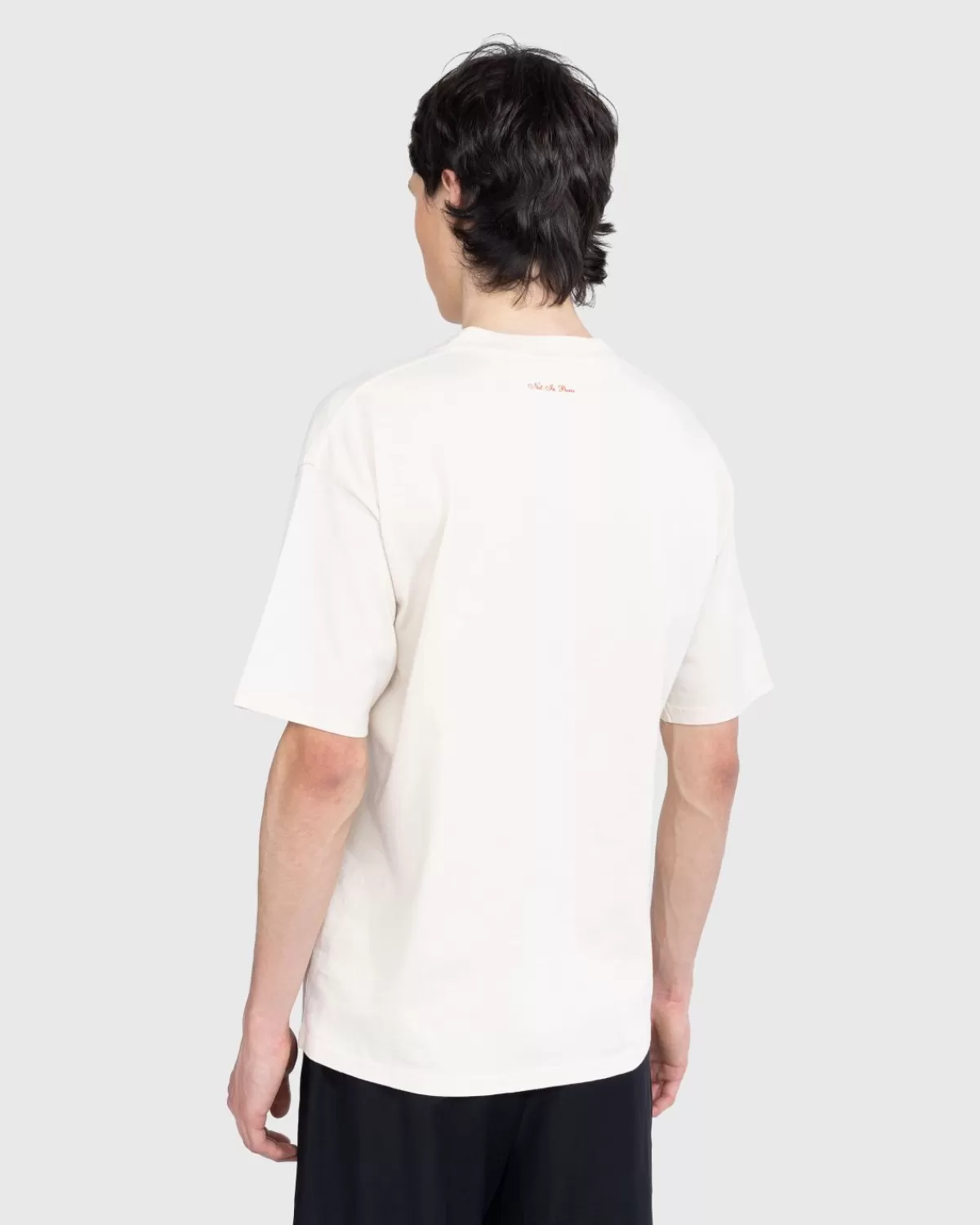 loulou_paris_x_highsnobiety_tshirt_eierschaal_3.webp Loulou Paris X Highsnobiety T-Shirt Eierschaal Clearance