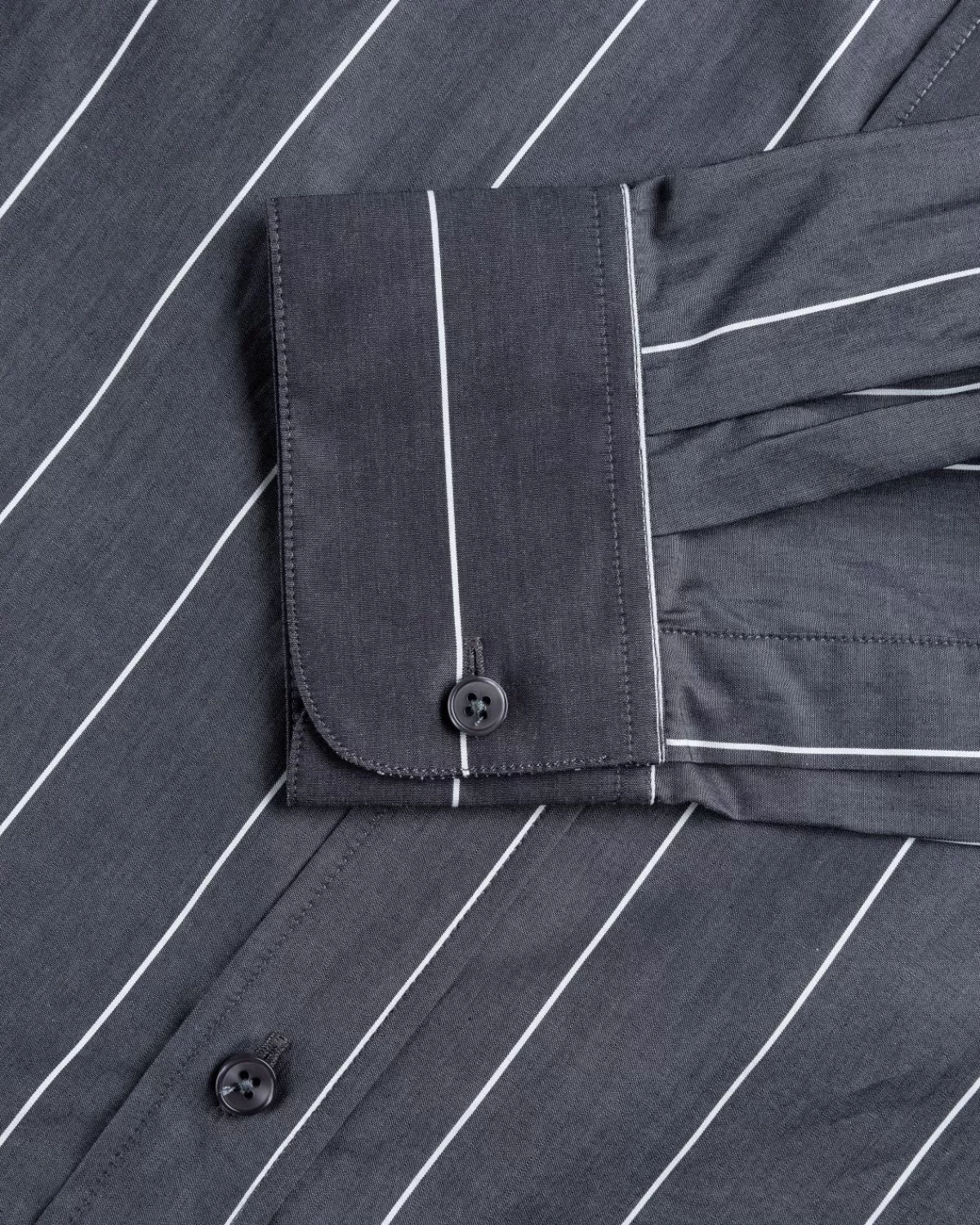 martine_rose_pulled_neck_shirt_grijswit_4.webp Overhemden^Martine Rose Pulled Neck Shirt Grijs/Wit