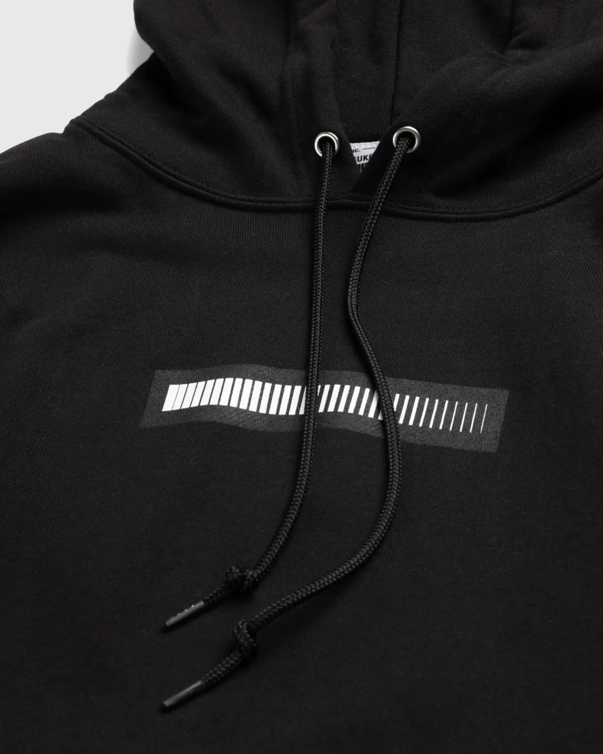 medicom_kosuke_kawamura_the_queen_is_dead_hoodie_zwart_6.webp Medicom Kosuke Kawamura The Queen Is Dead Hoodie Zwart Clearance