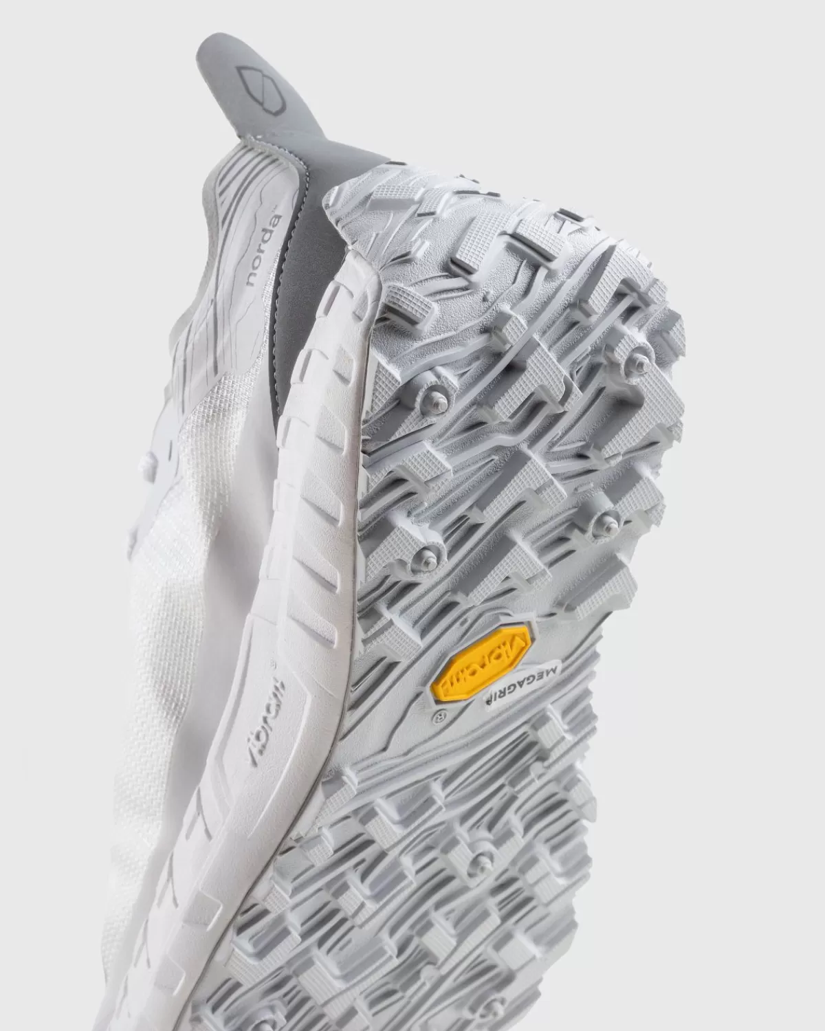 norda_001_w_witgrijs_3.webp Norda 001 W Wit/Grijs Shop