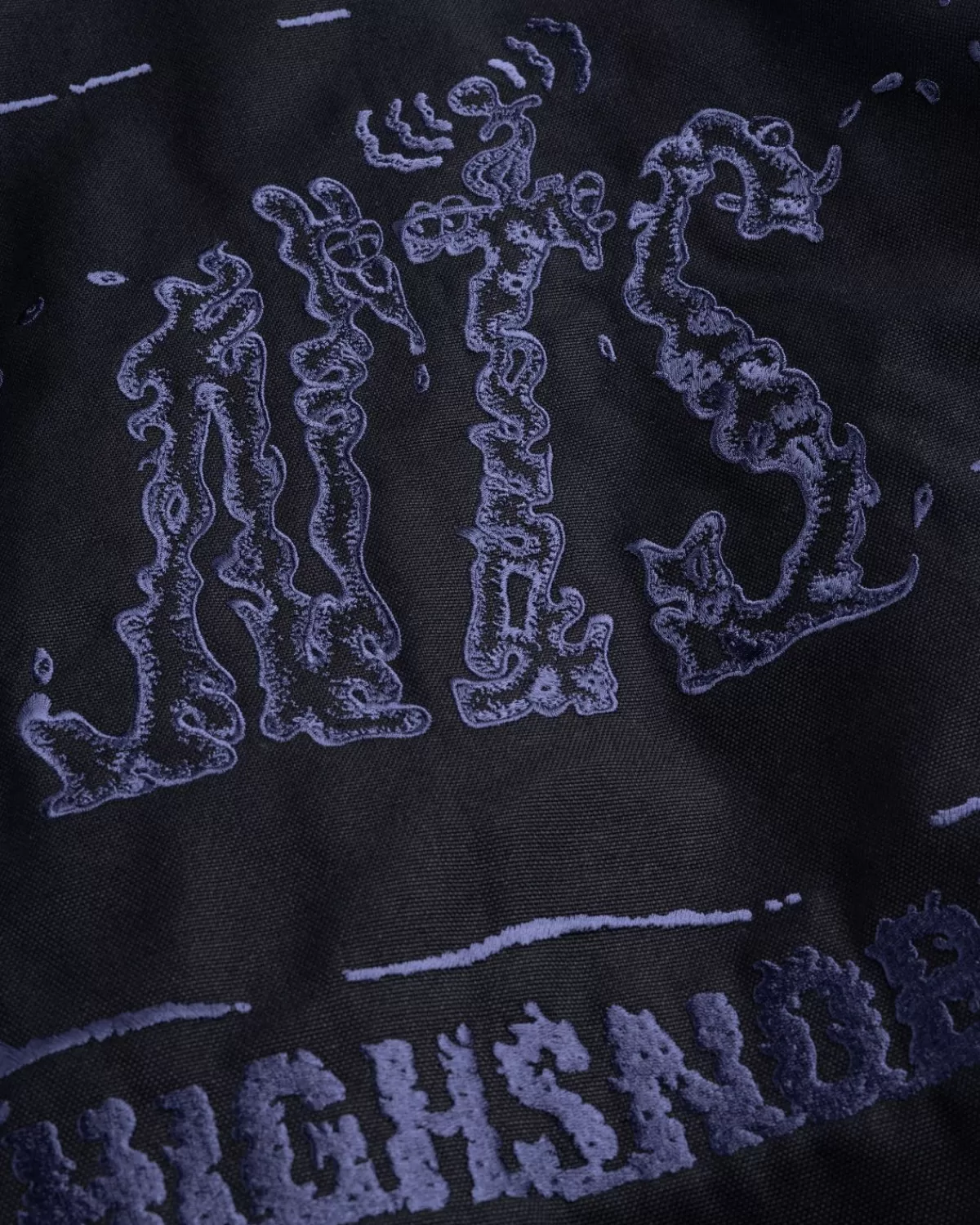 nts_x_highsnobiety_stonewashed_canvas_bomberjack_zwart_3.webp Bovenkleding^NTS X Highsnobiety Stonewashed Canvas Bomberjack Zwart