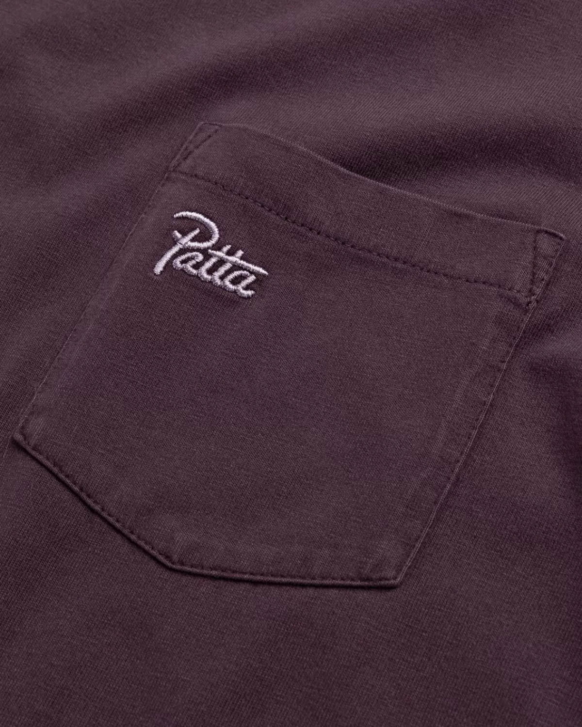 patta_basic_tshirt_met_gewassen_zak_pruim_perfect_6.webp Patta Basic T-Shirt Met Gewassen Zak Pruim Perfect Online