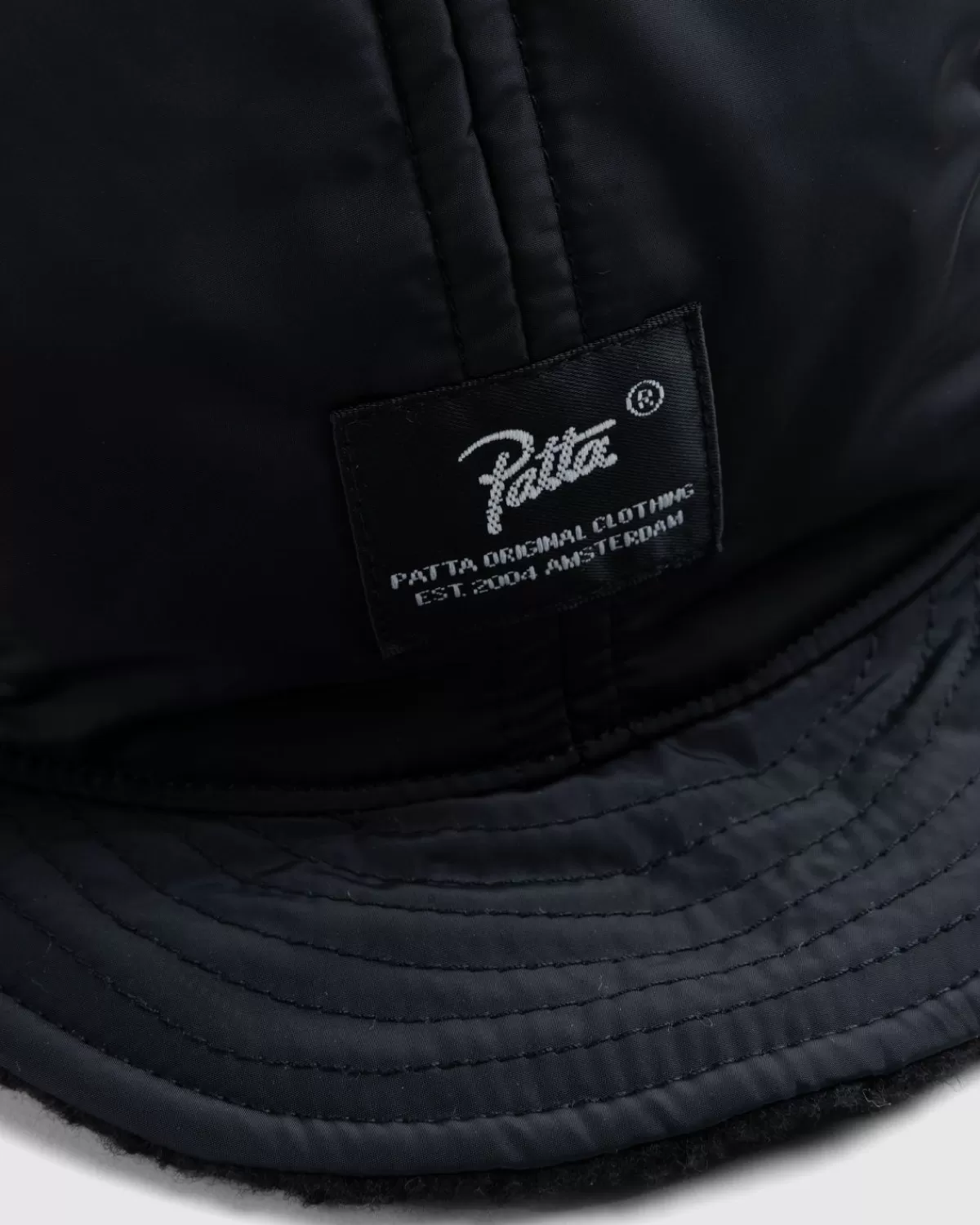 patta_omkeerbare_kleppet_zwart_3.webp Patta Omkeerbare Kleppet Zwart Discount