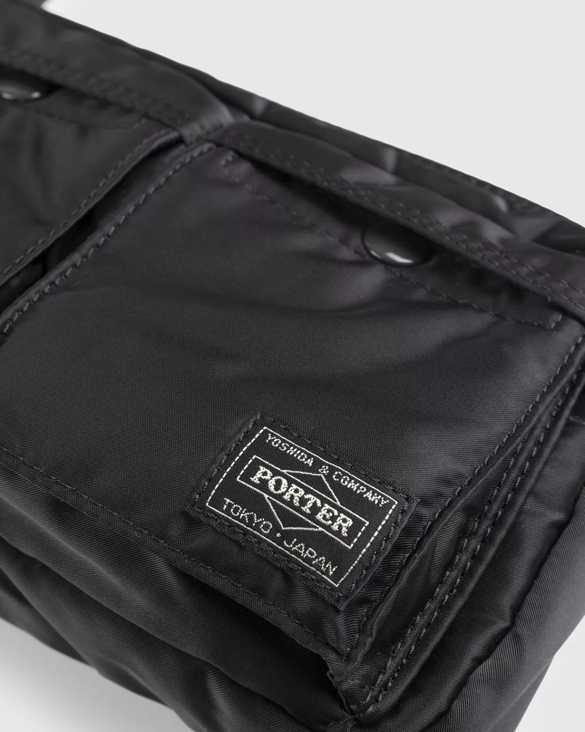 porteryoshida__co_tanker_schoudertas_zwart_6.webp Porter-Yoshida & Co. Tanker Schoudertas Zwart Store