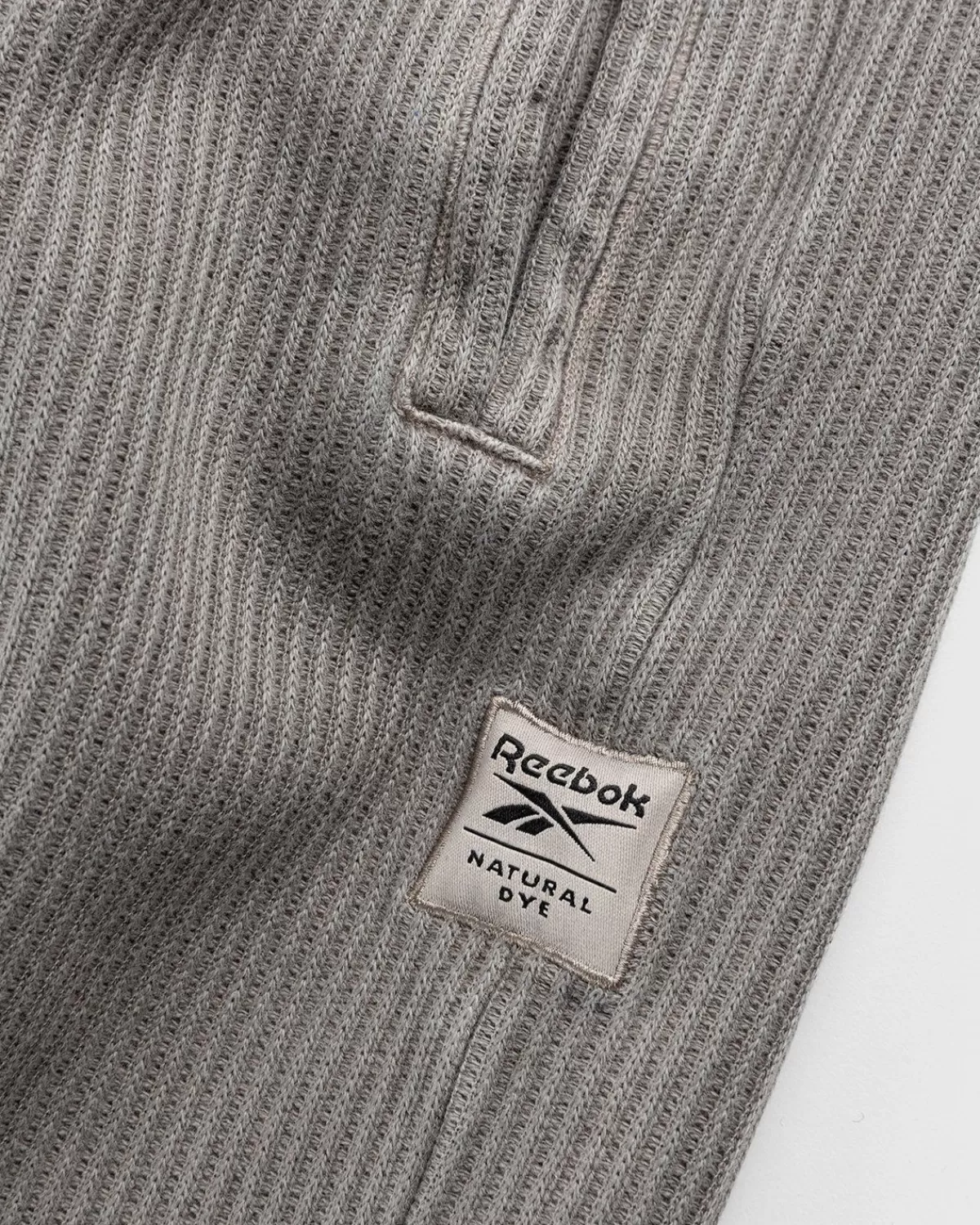 reebok_classics_natural_dye_waffle_short_grijs_5.webp Reebok Classics Natural Dye Waffle Short Grijs Cheap