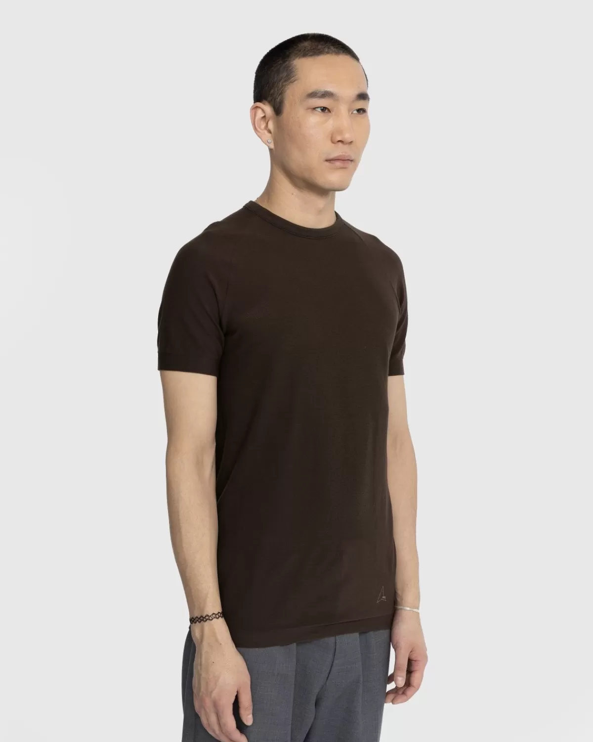 roa_naadloos_katoenen_overhemd_bruin_1.webp ROA Naadloos Katoenen Overhemd Bruin Fashion