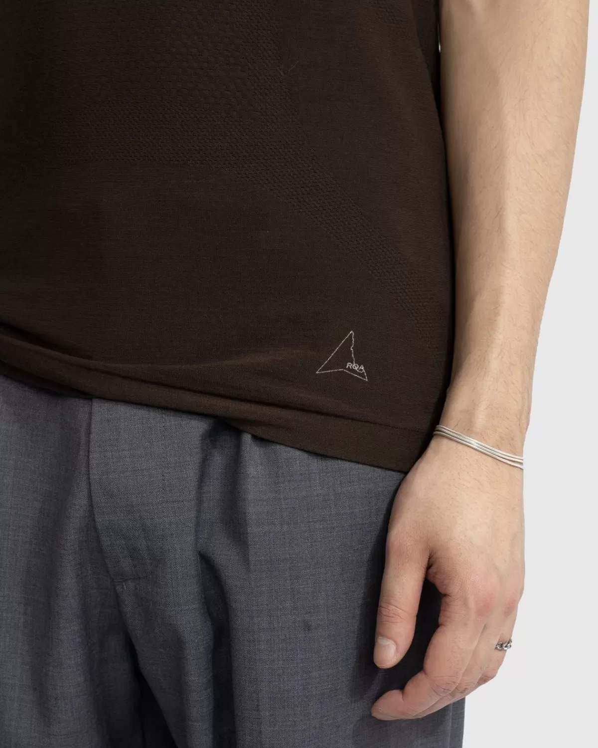 roa_naadloos_katoenen_overhemd_bruin_3.webp ROA Naadloos Katoenen Overhemd Bruin Fashion