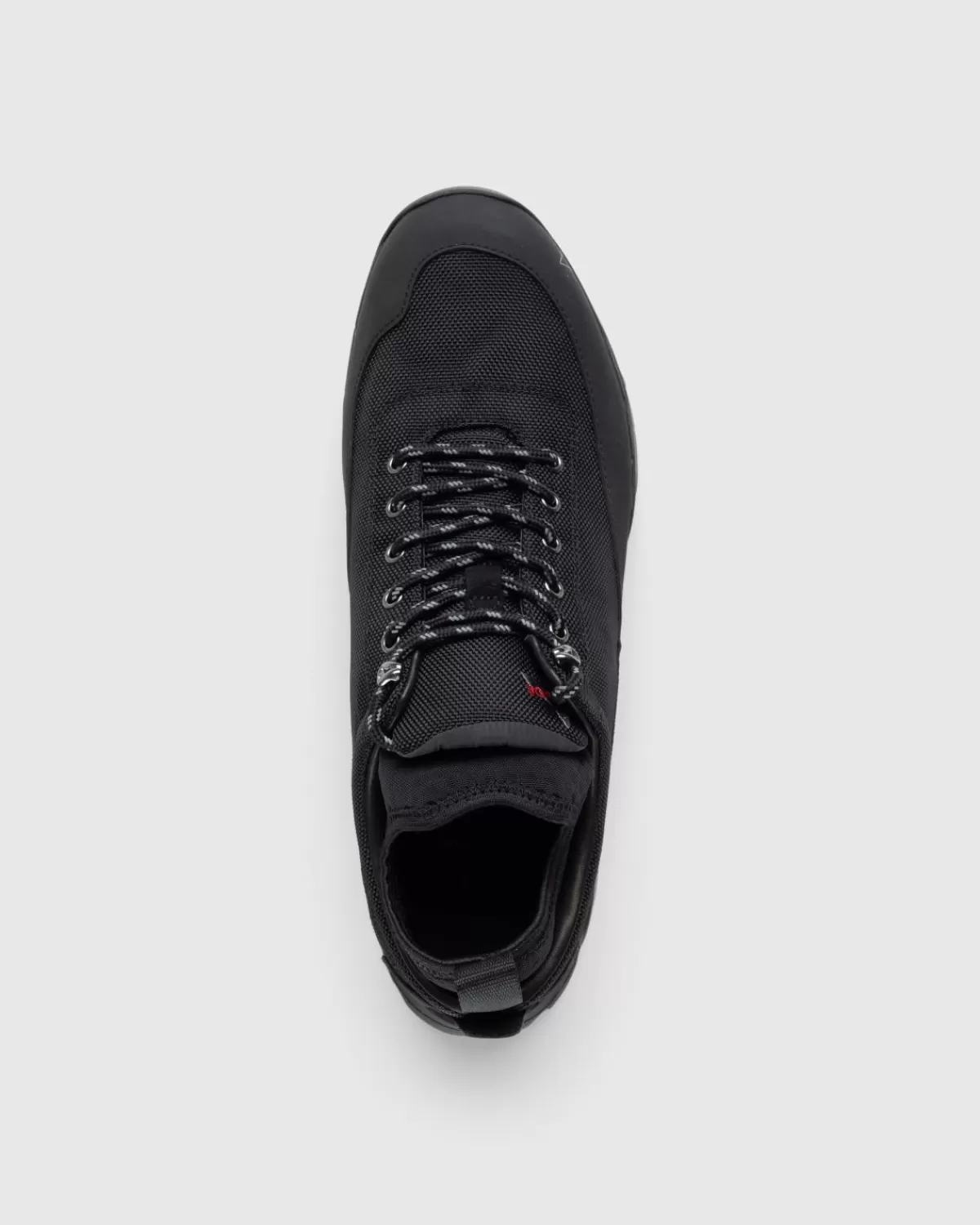 roa_neal_black_4.webp ROA Neal Black Shop