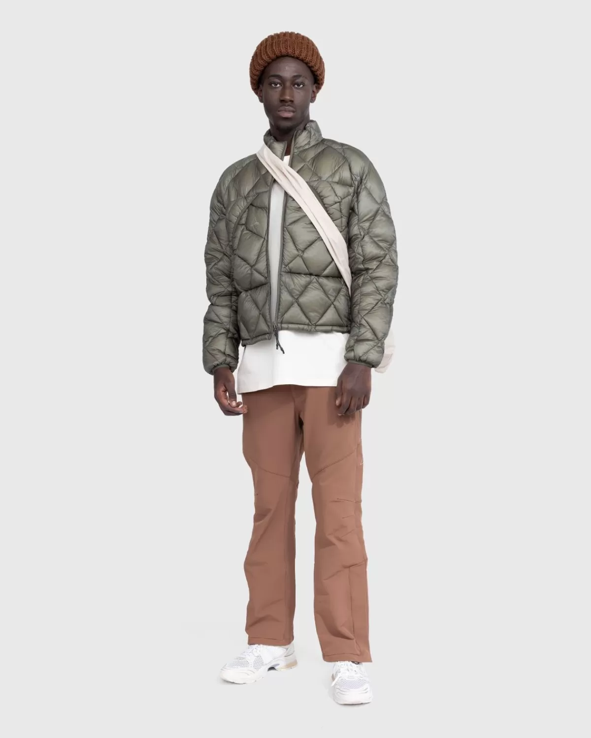 roa_opvouwbare_schoudertas_beige_3.webp ROA Opvouwbare Schoudertas Beige New