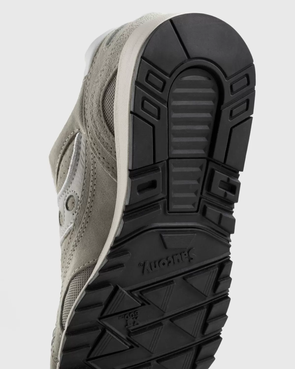 saucony_schaduw_6000_suede_grijs_2.webp Saucony Schaduw 6000 Suede Grijs Hot