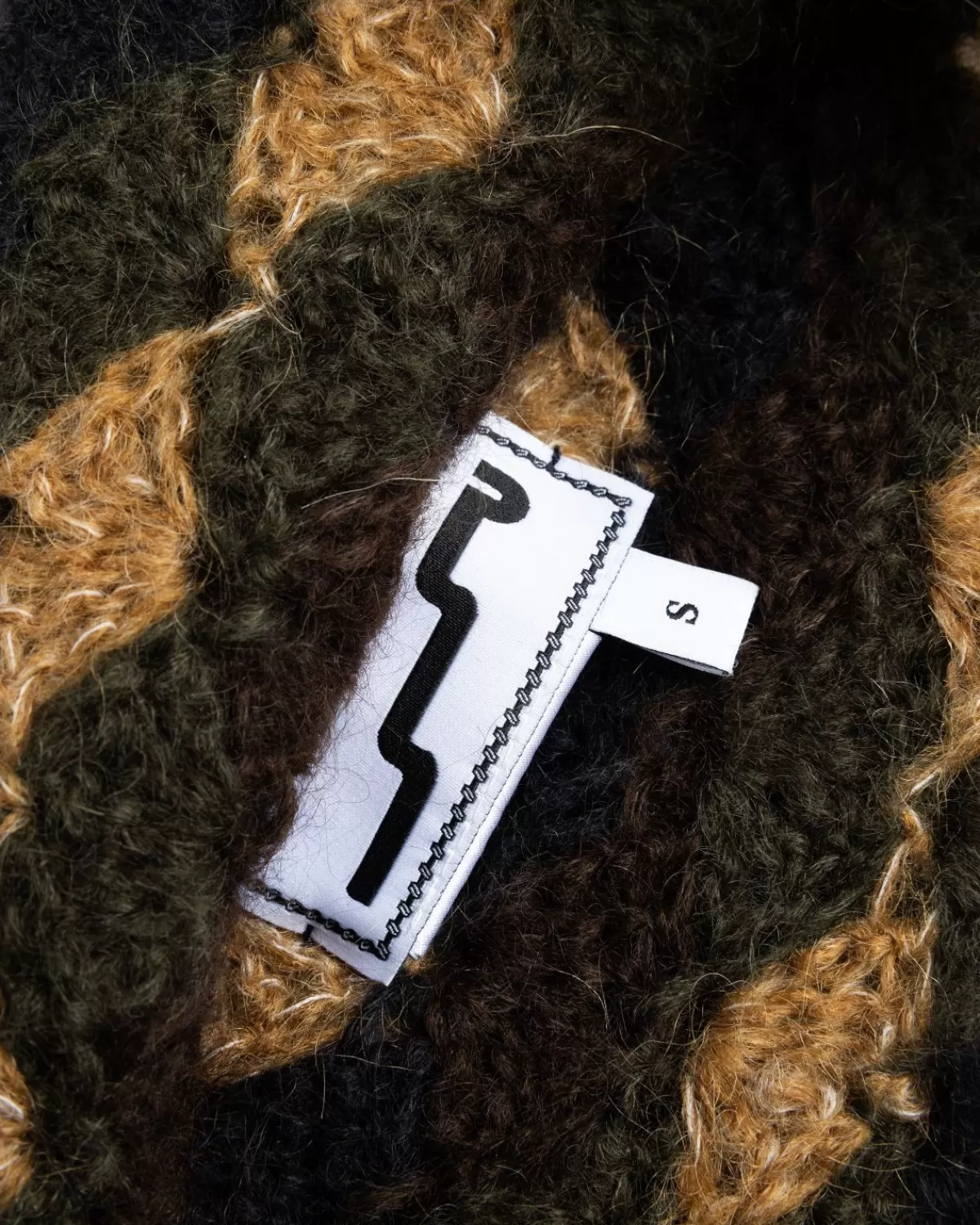 SSU Bucket Hat Van Geborsteld Mohair Met Schelpen, Forest Camo Sale