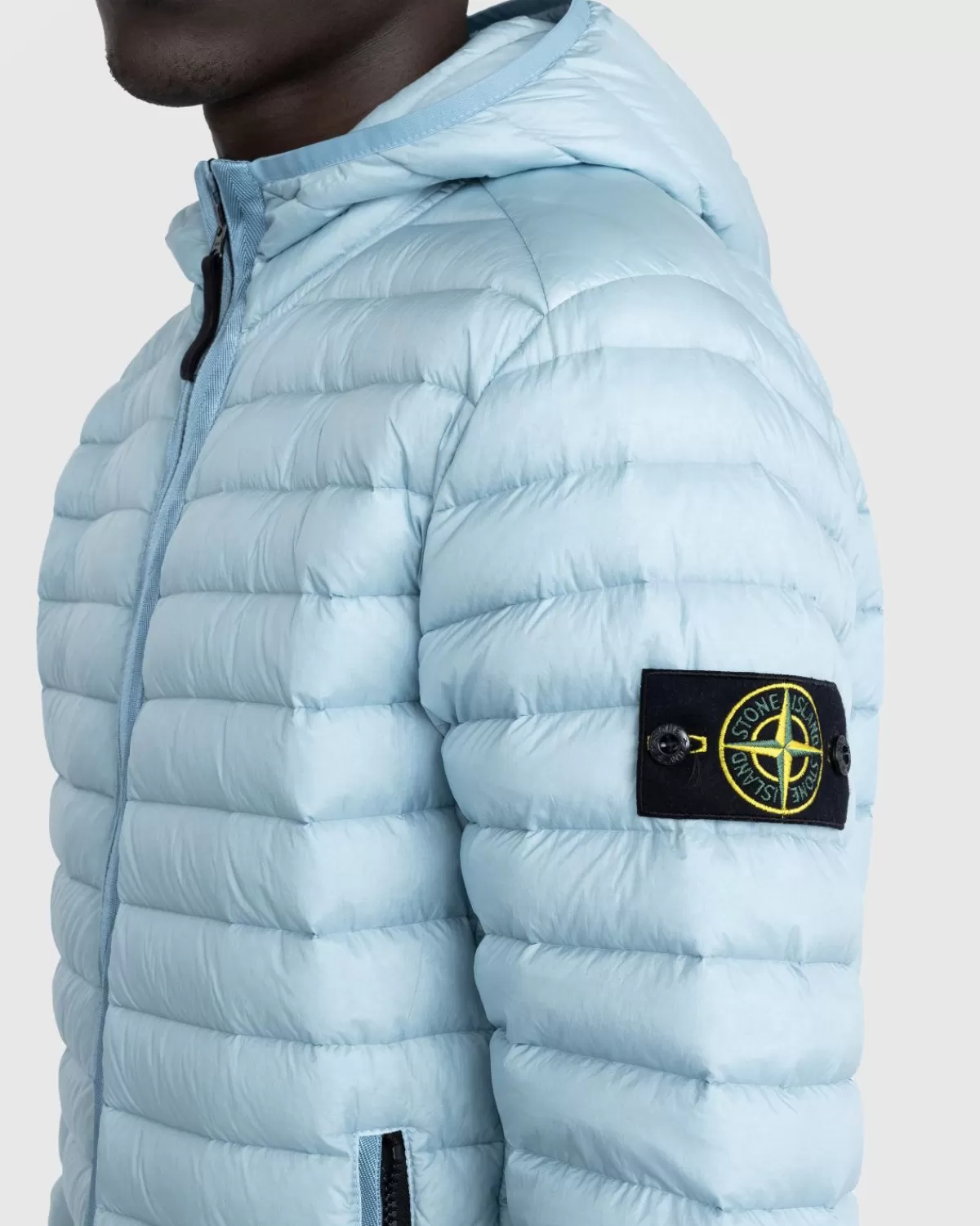 stone_island_opvouwbaar_donsjack_van_gerecycled_nylon_hemelsblauw_3.webp Bovenkleding^Stone Island Opvouwbaar Donsjack Van Gerecycled Nylon, Hemelsblauw